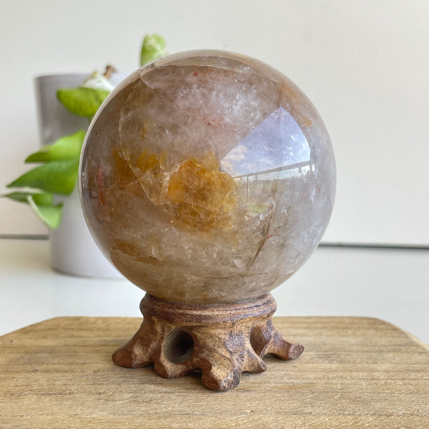 Lithium Quartz Sphere 8cm