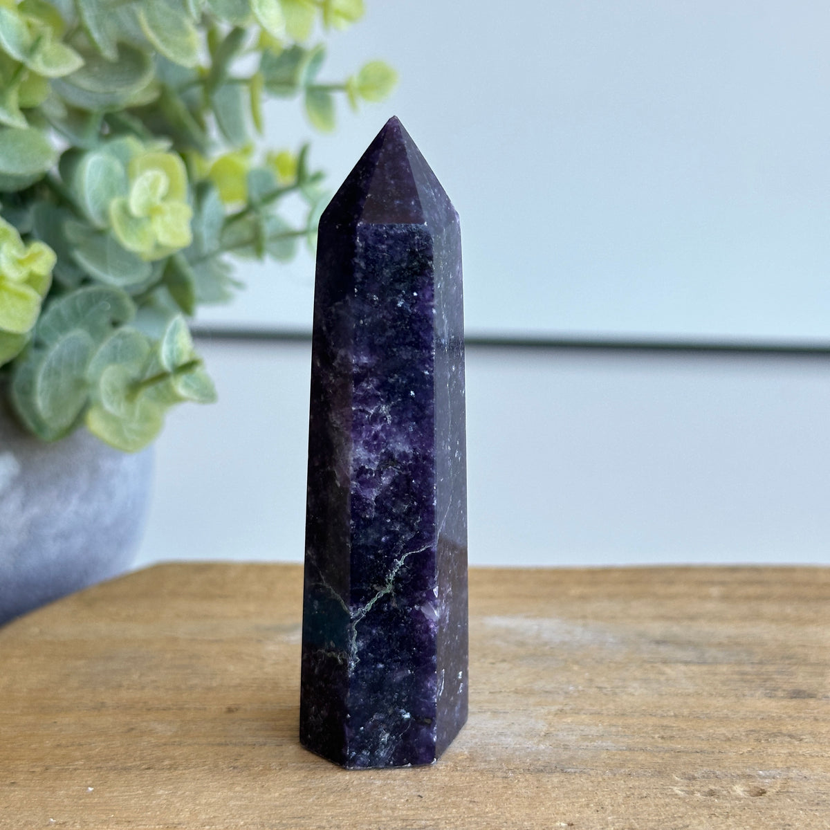 Lepidolite Generator 8cm