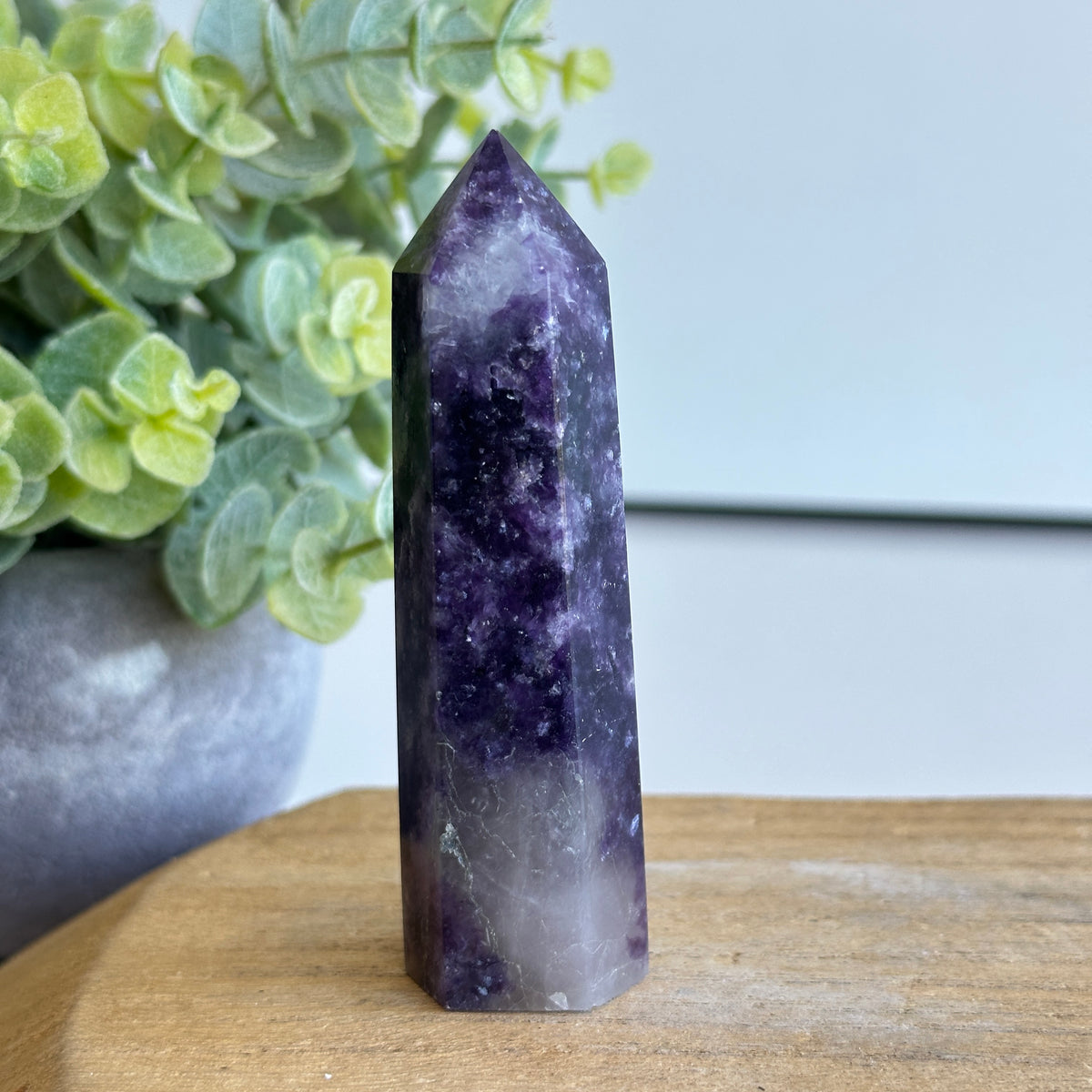Lepidolite Generator 8.8cm