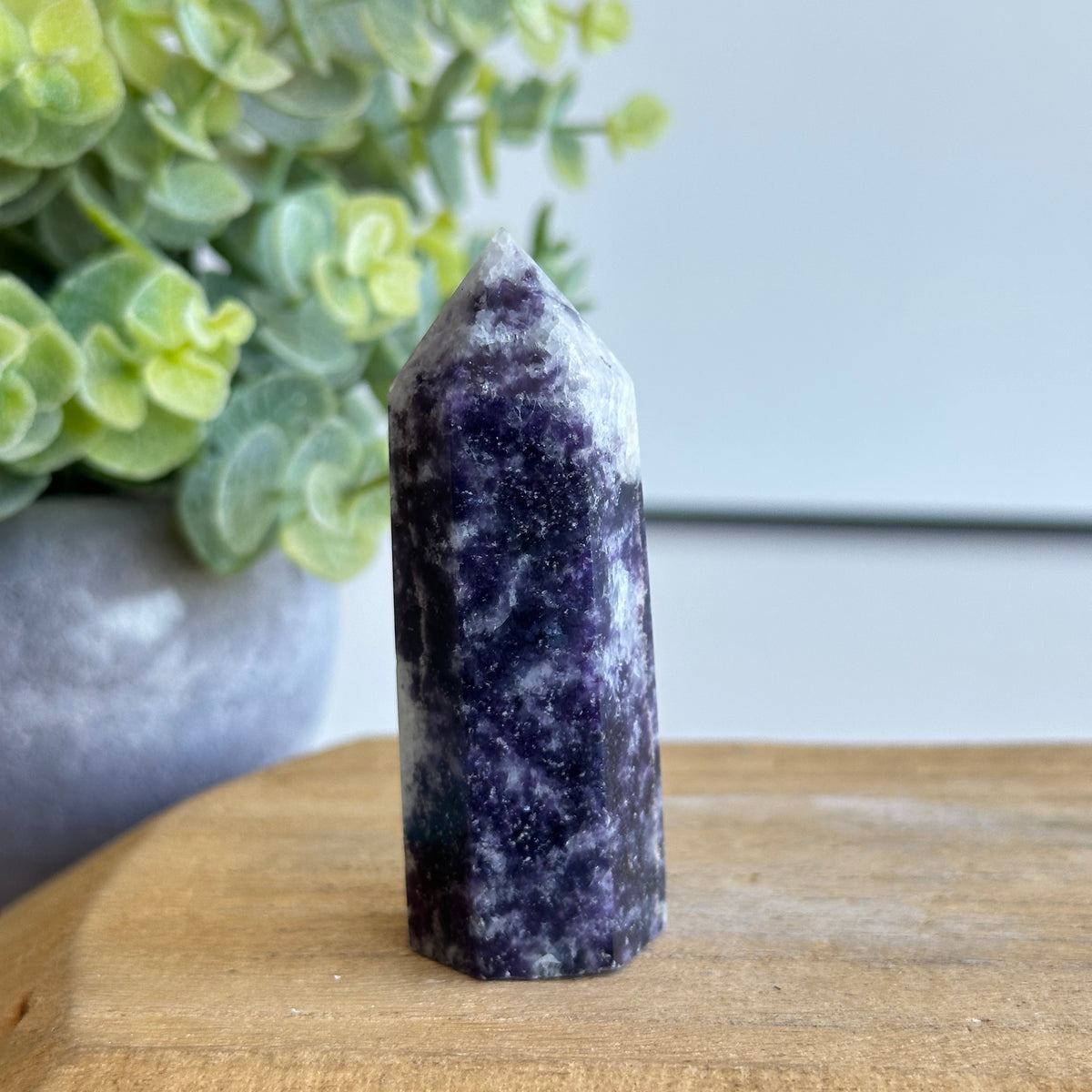 Lepidolite Generator 6.9cm