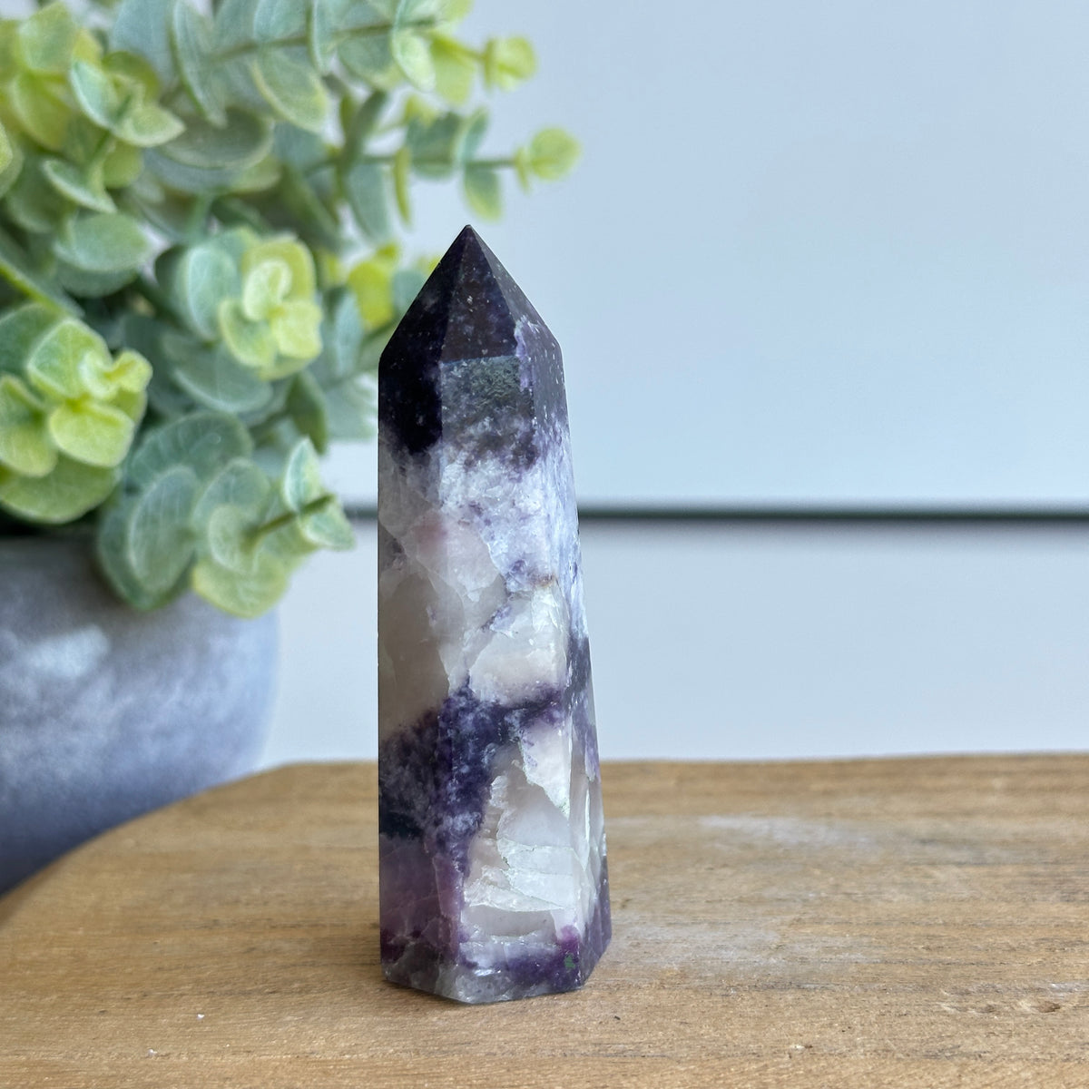 Lepidolite Generator 7.4cm