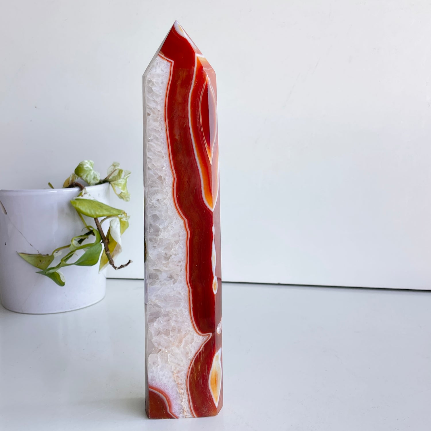 Carnelian Generator 28.3cm