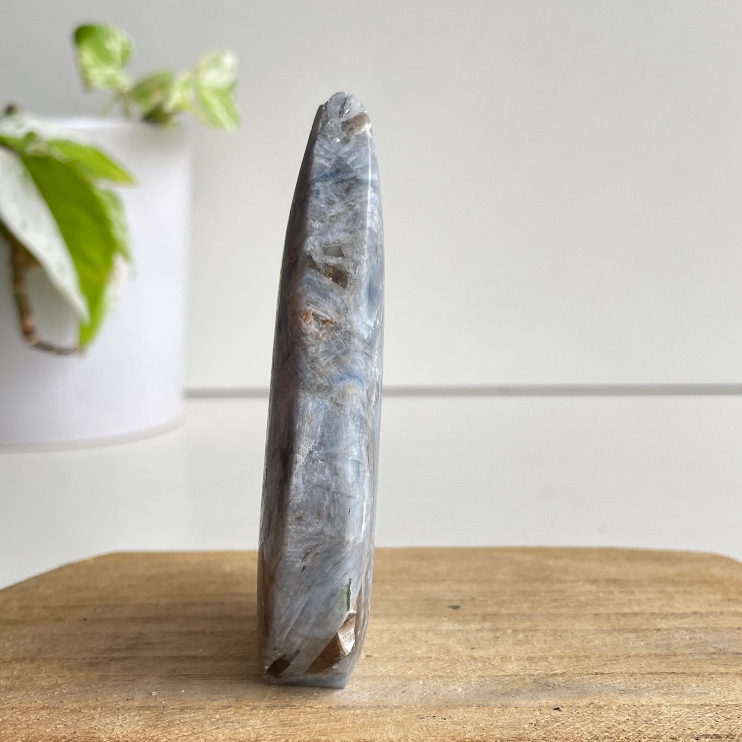 Blue Kyanite Flame 8.8cm