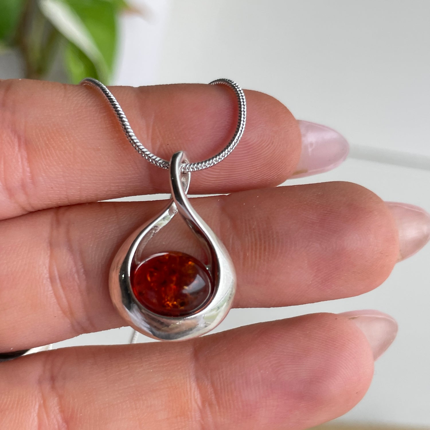 Amber Oval Pendant