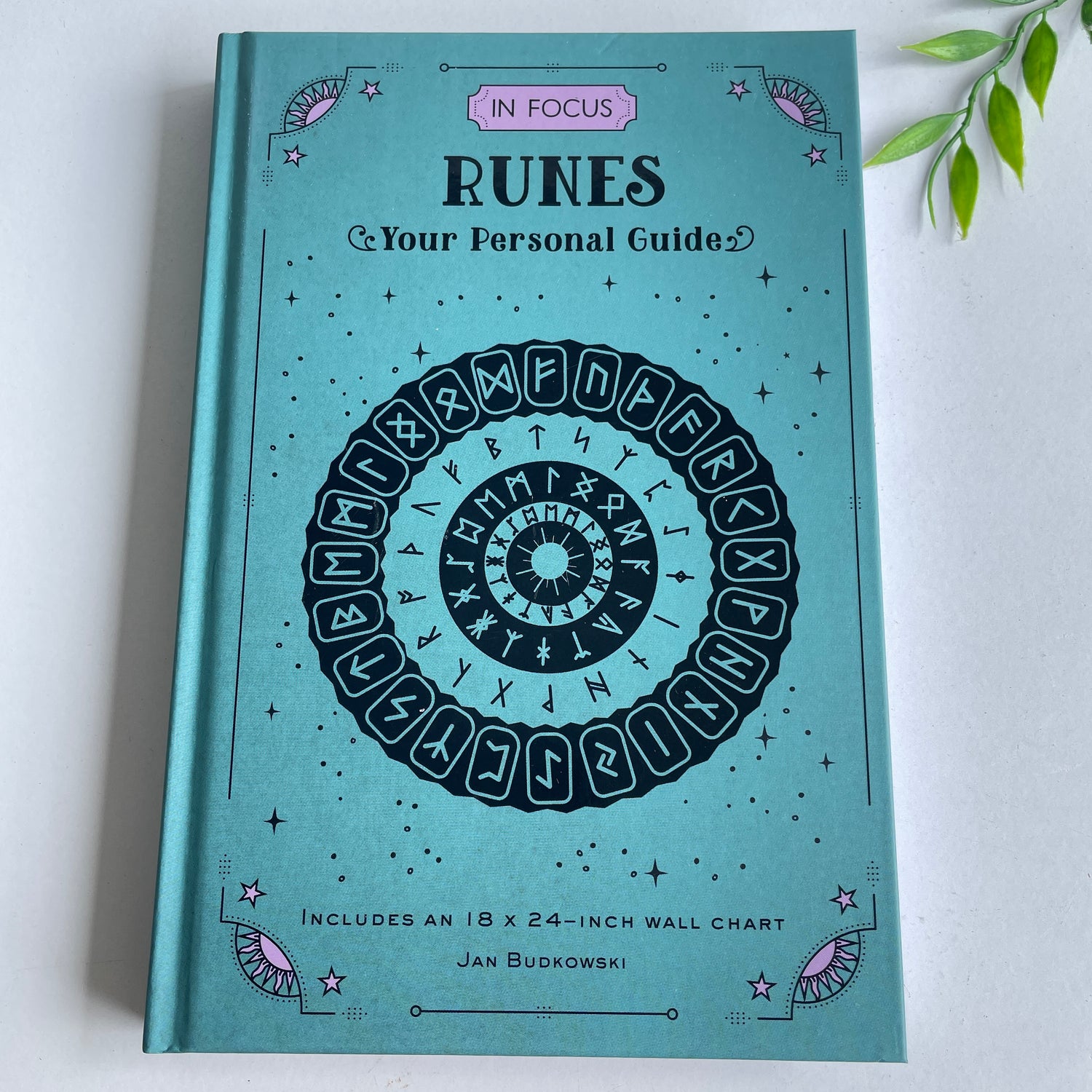In Focus Runes Jan Budkowski