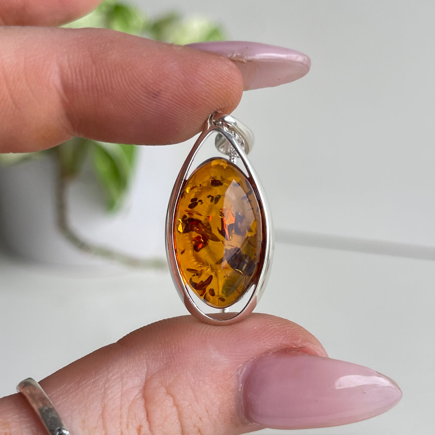 Amber Oval Pendant