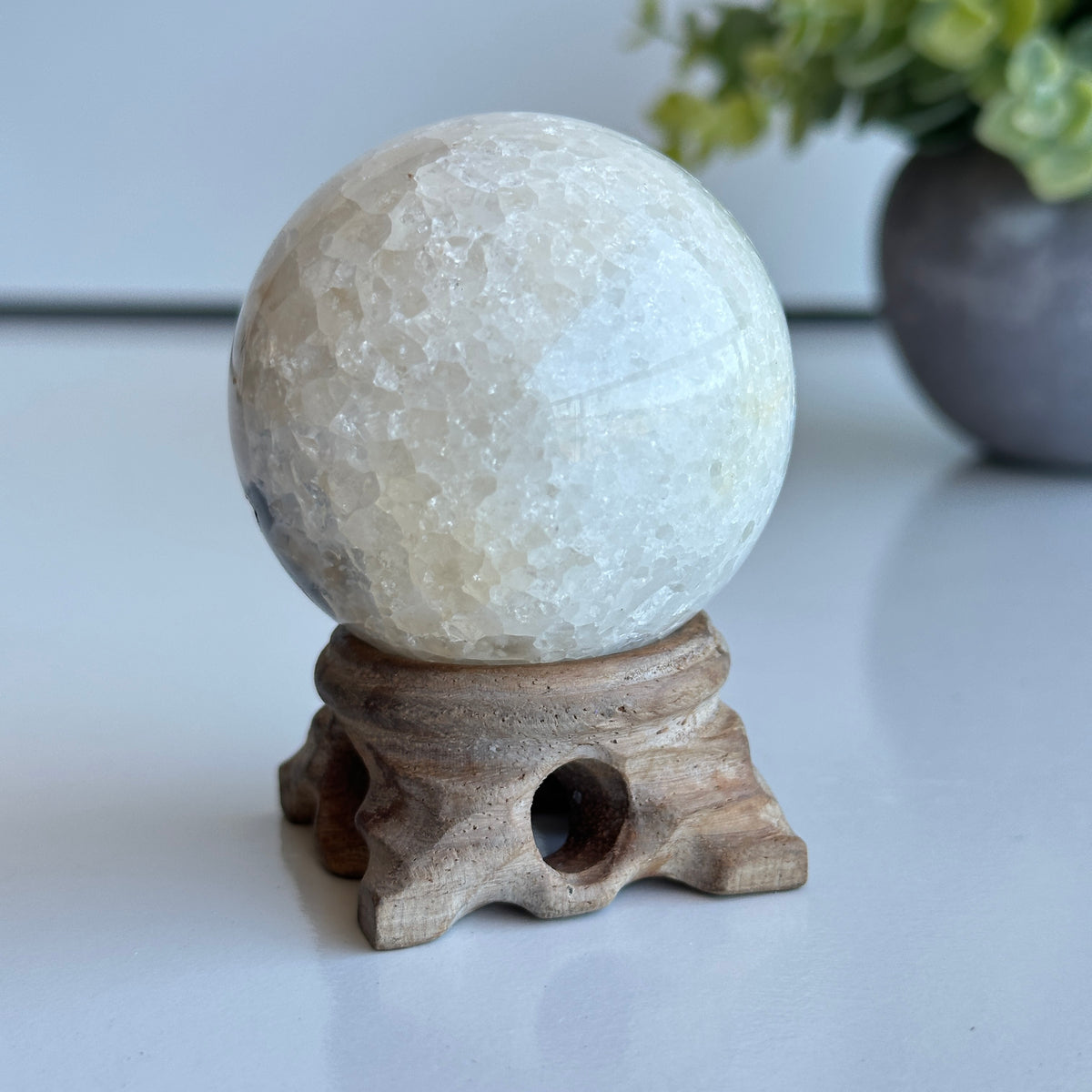 Agate Sphere 5.2cm