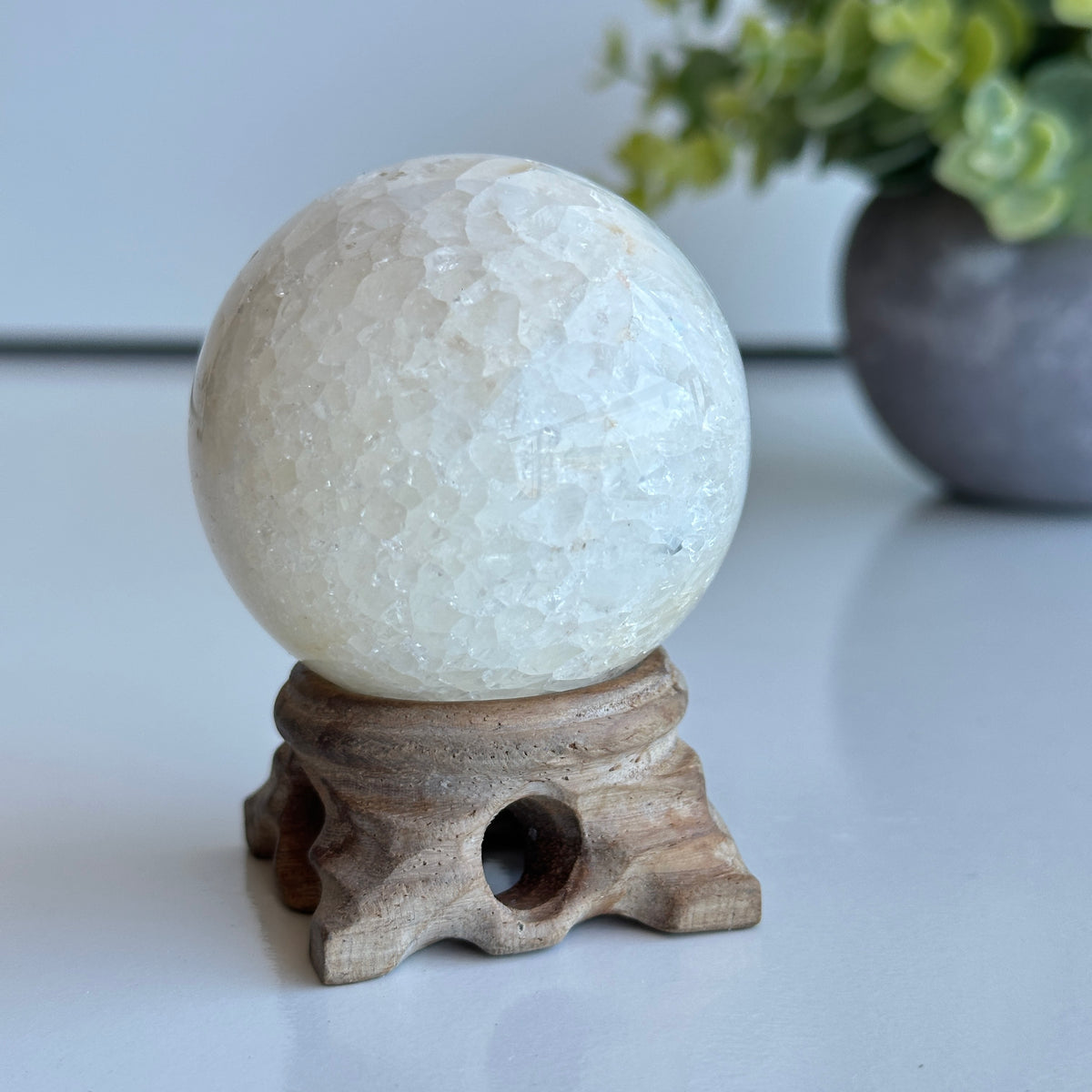 Agate Sphere 5.2cm