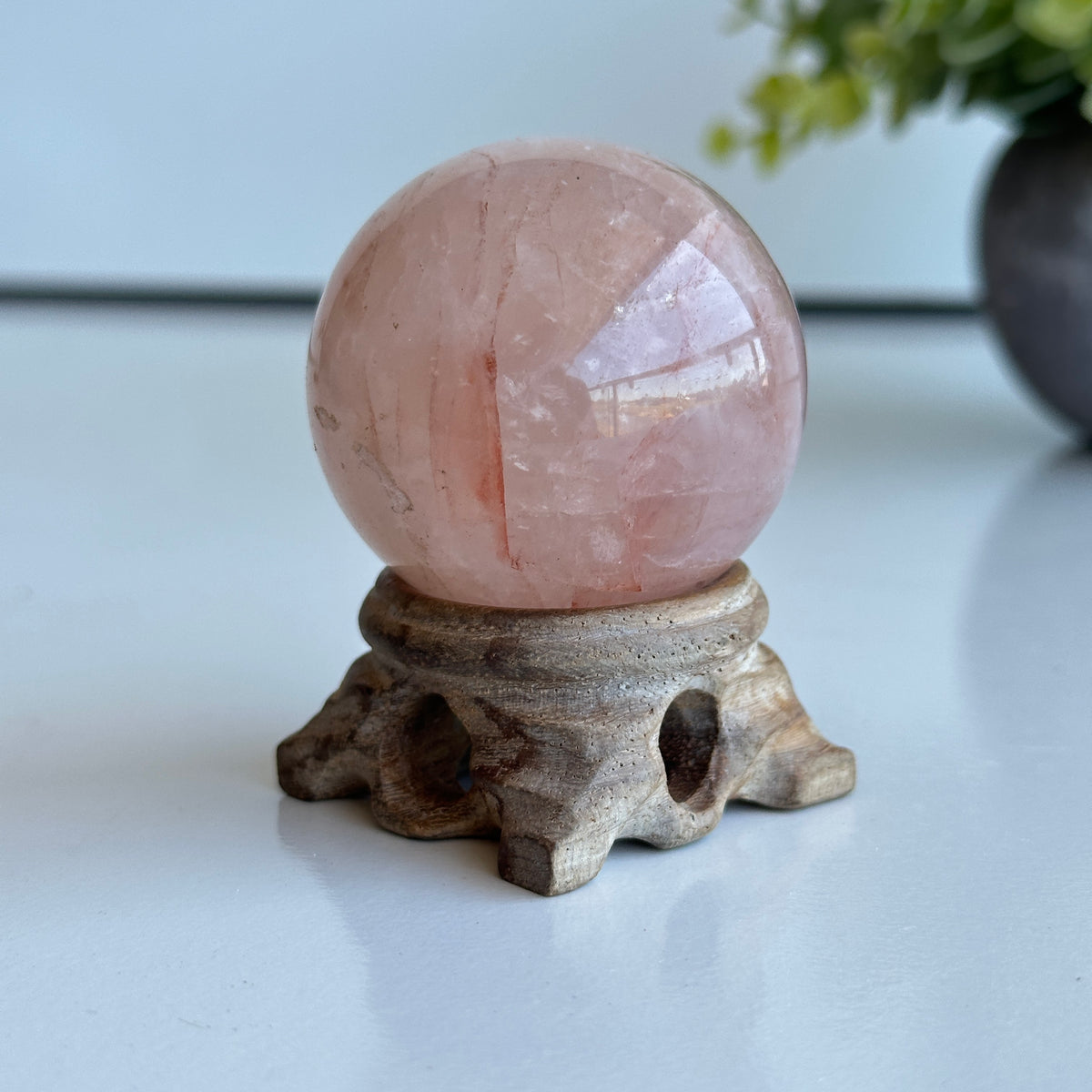 Lithium Quartz Sphere 4.7cm