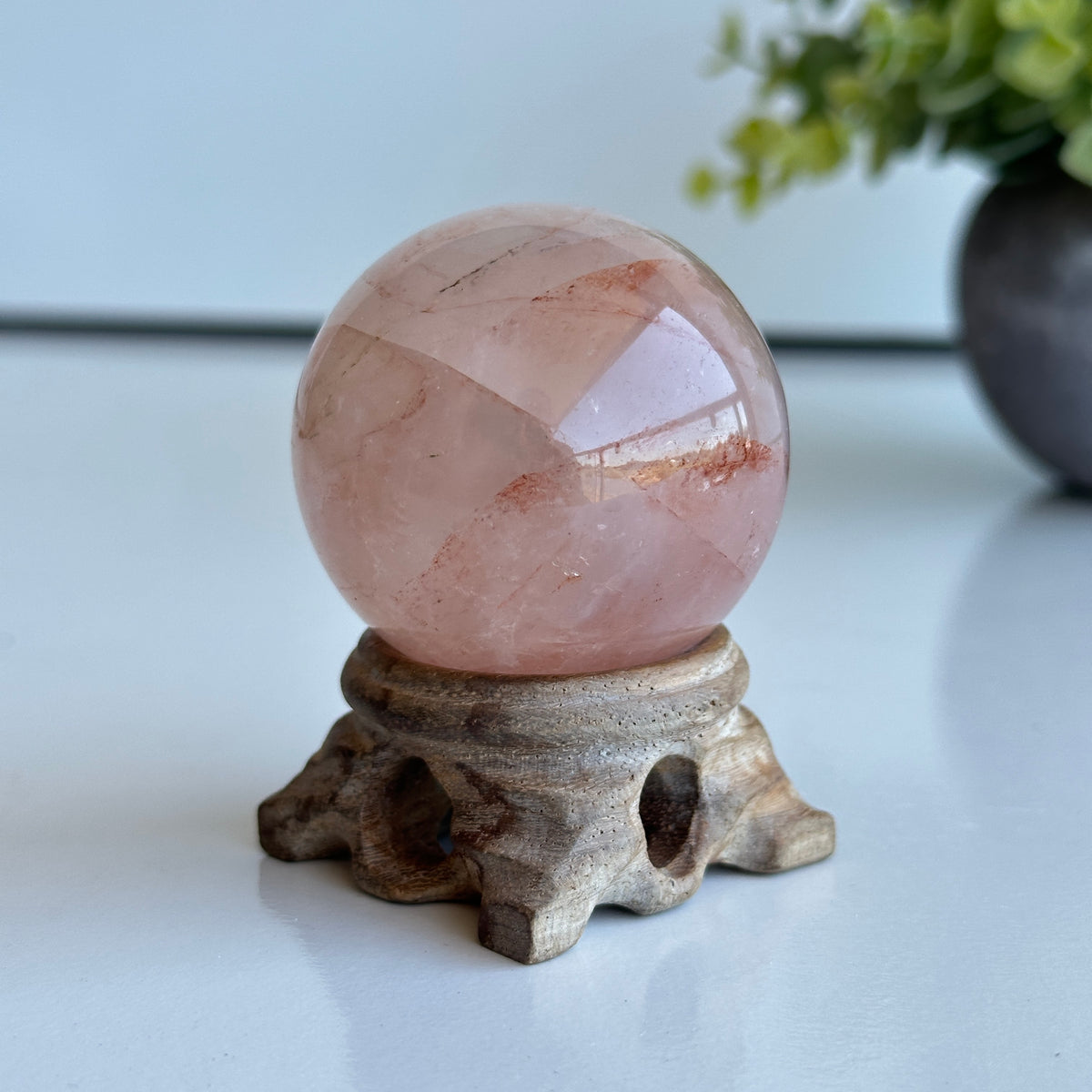 Lithium Quartz Sphere 4.7cm
