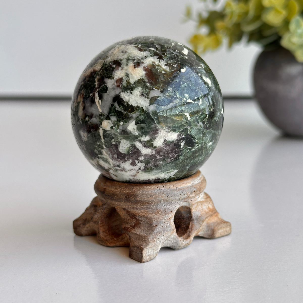 Green Mica Sphere 5.2cm
