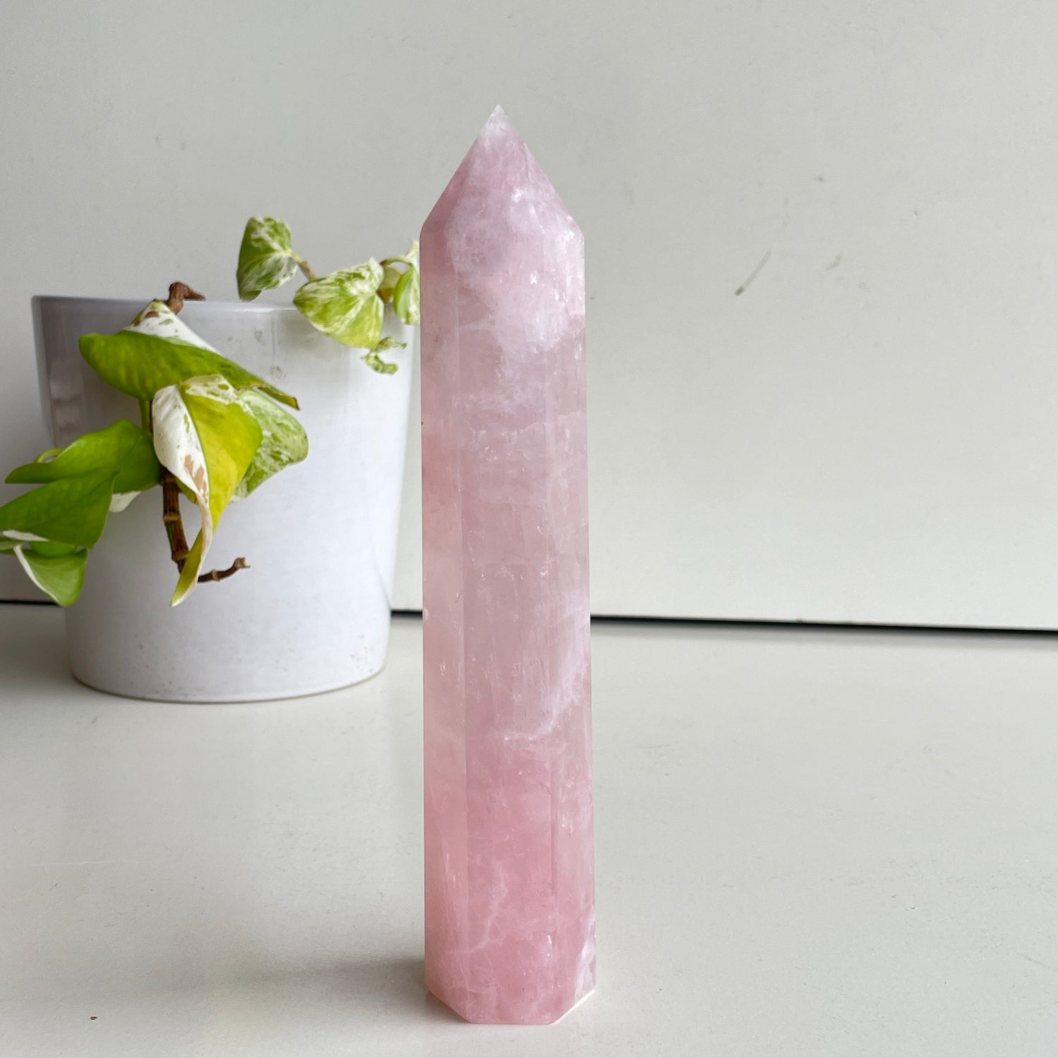 Rose Quartz Generator 18.7cm