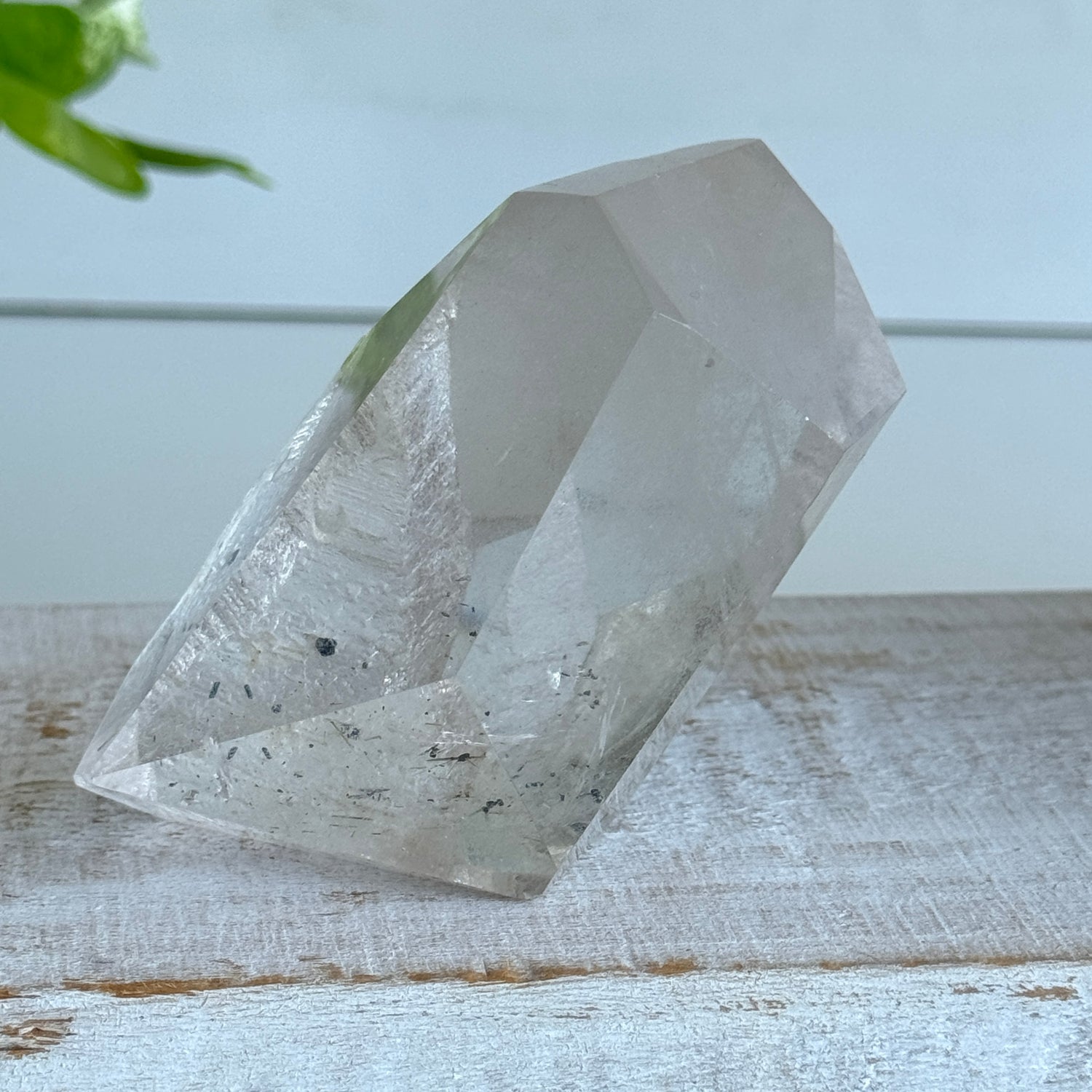 Clear Quartz Freeform 254g 01
