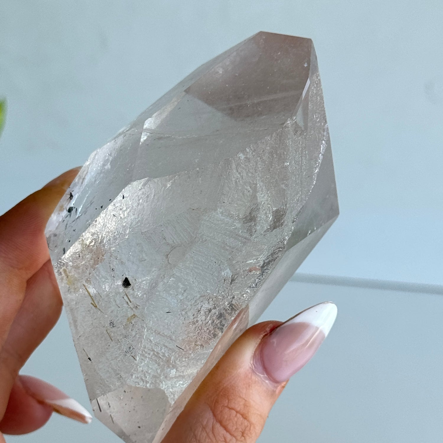 Clear Quartz Freeform 254g 01