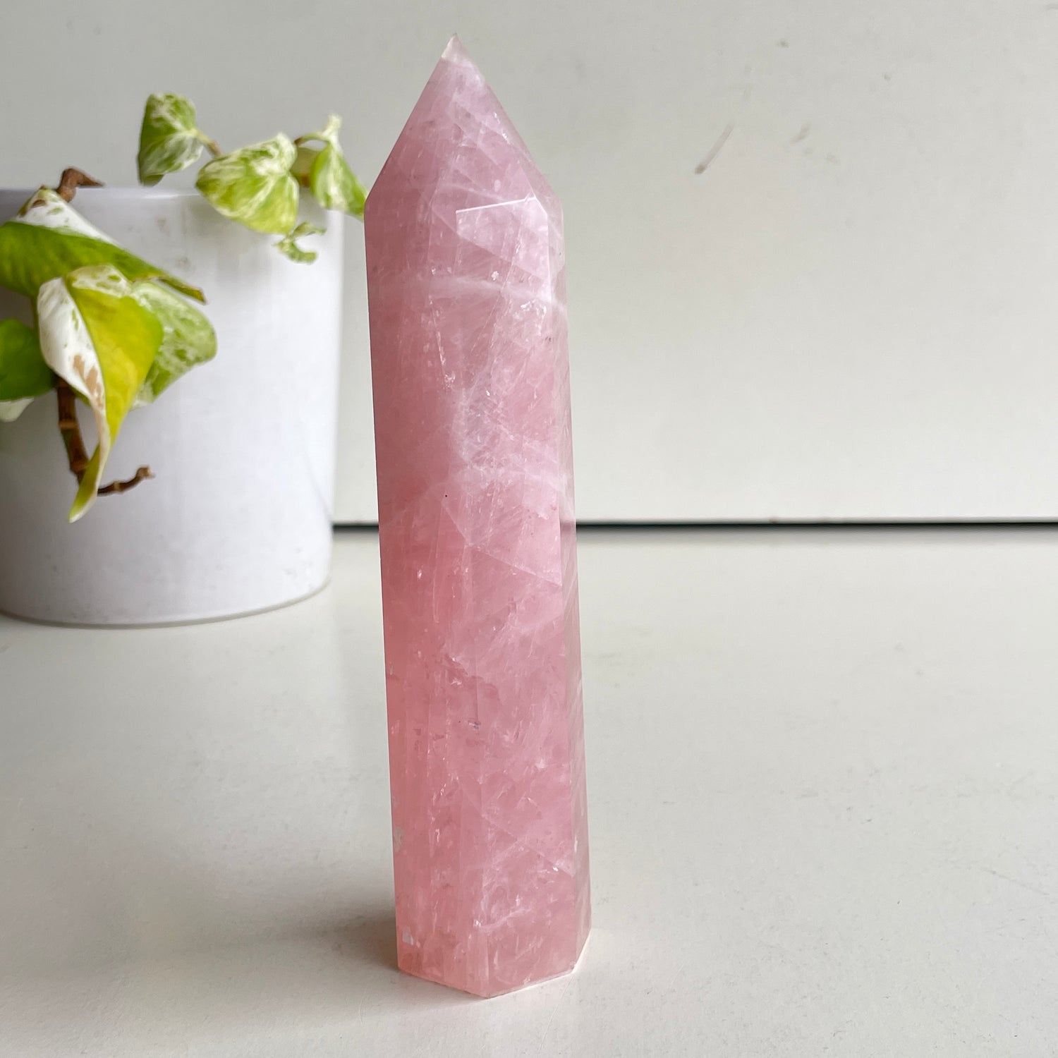 Rose Quartz Generator 16.6cm