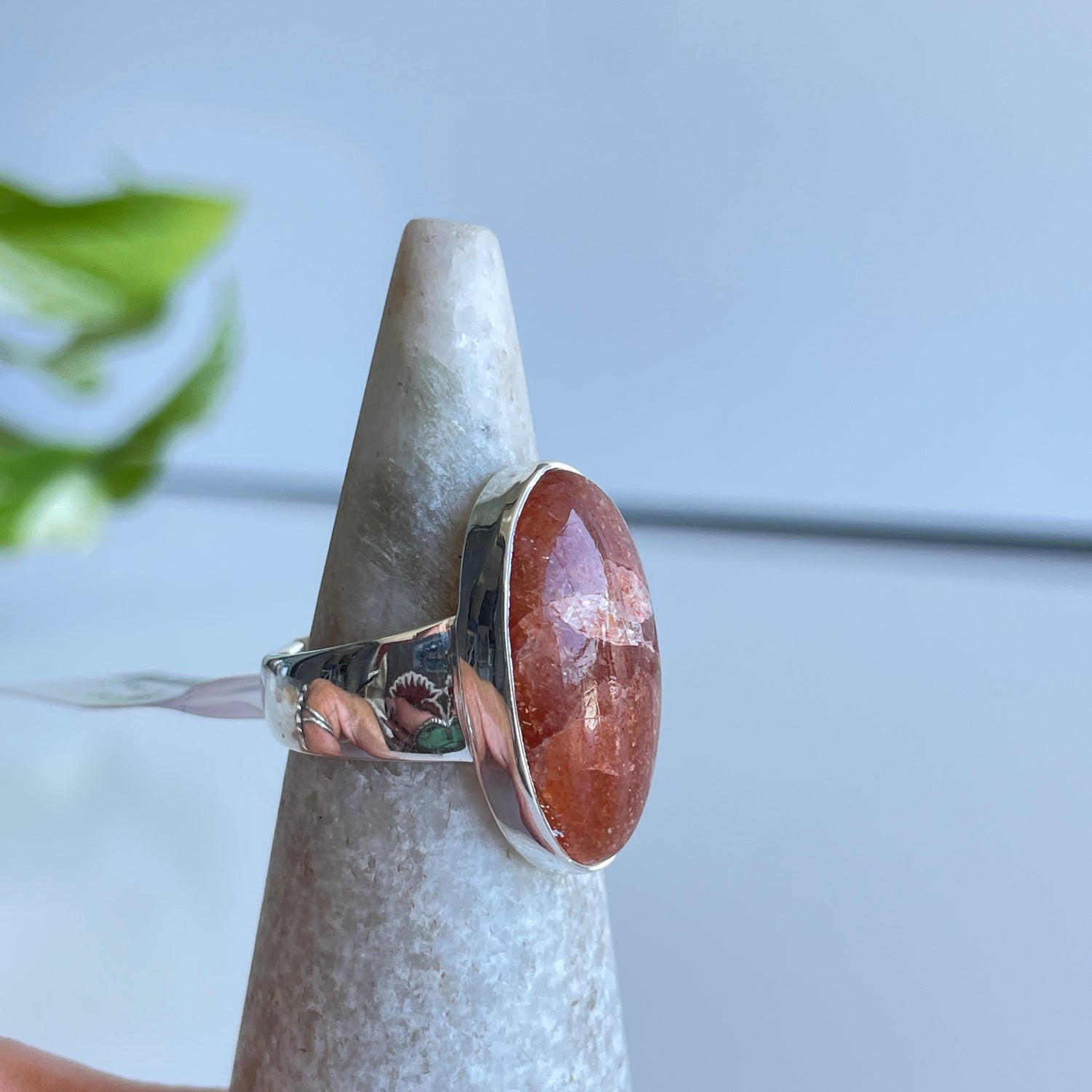 Sunstone Oval Ring Sz7