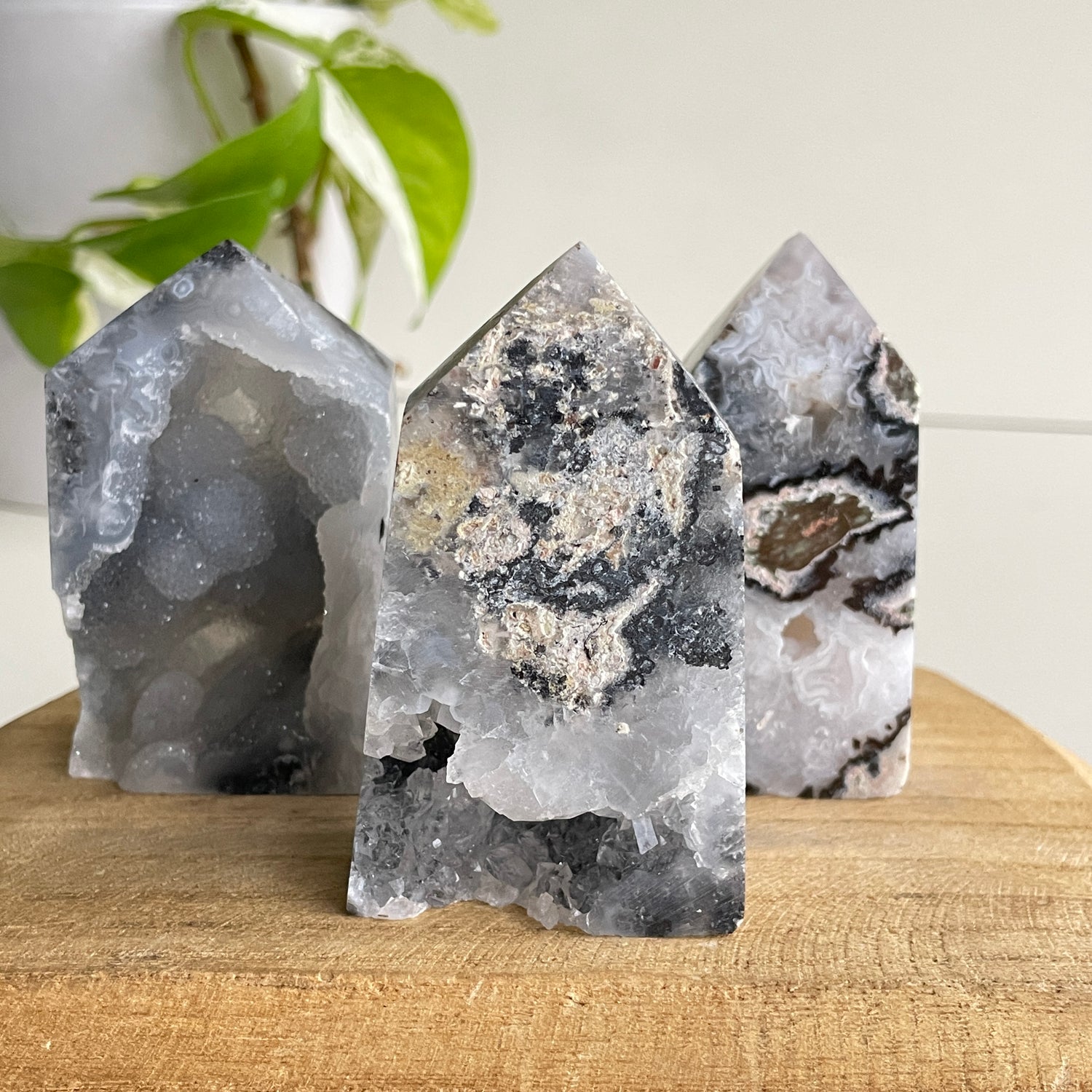 Agate & Quartz Obelisk Large