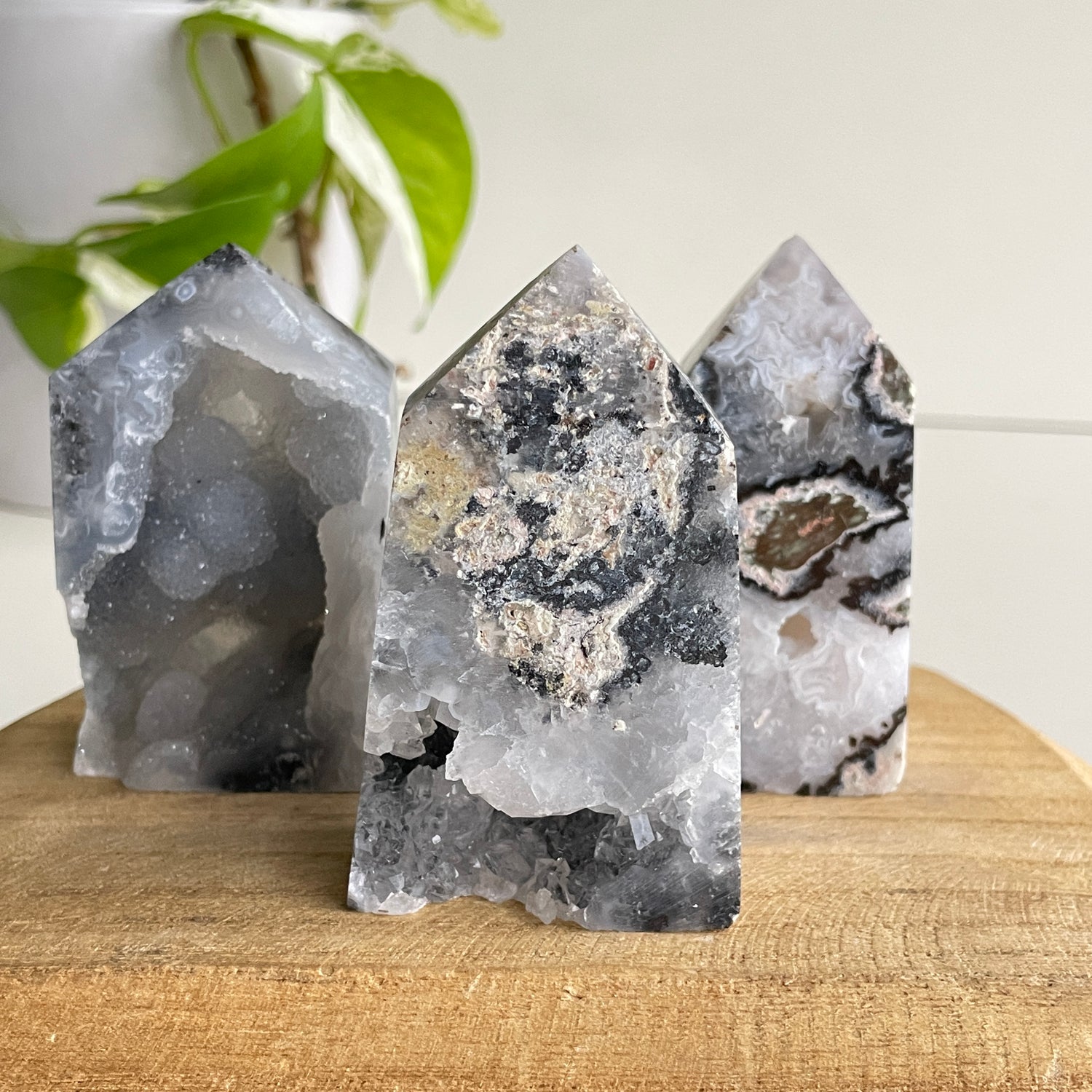 Agate & Quartz Obelisk Large