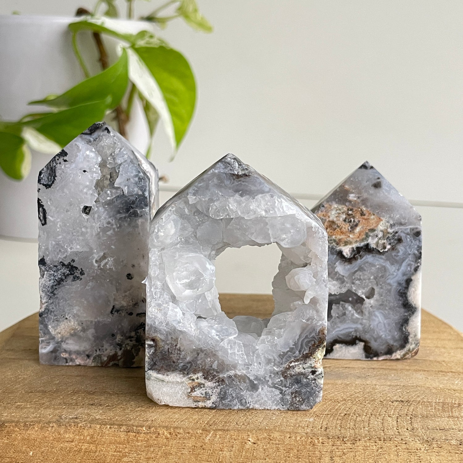 Agate & Quartz Obelisk Medium