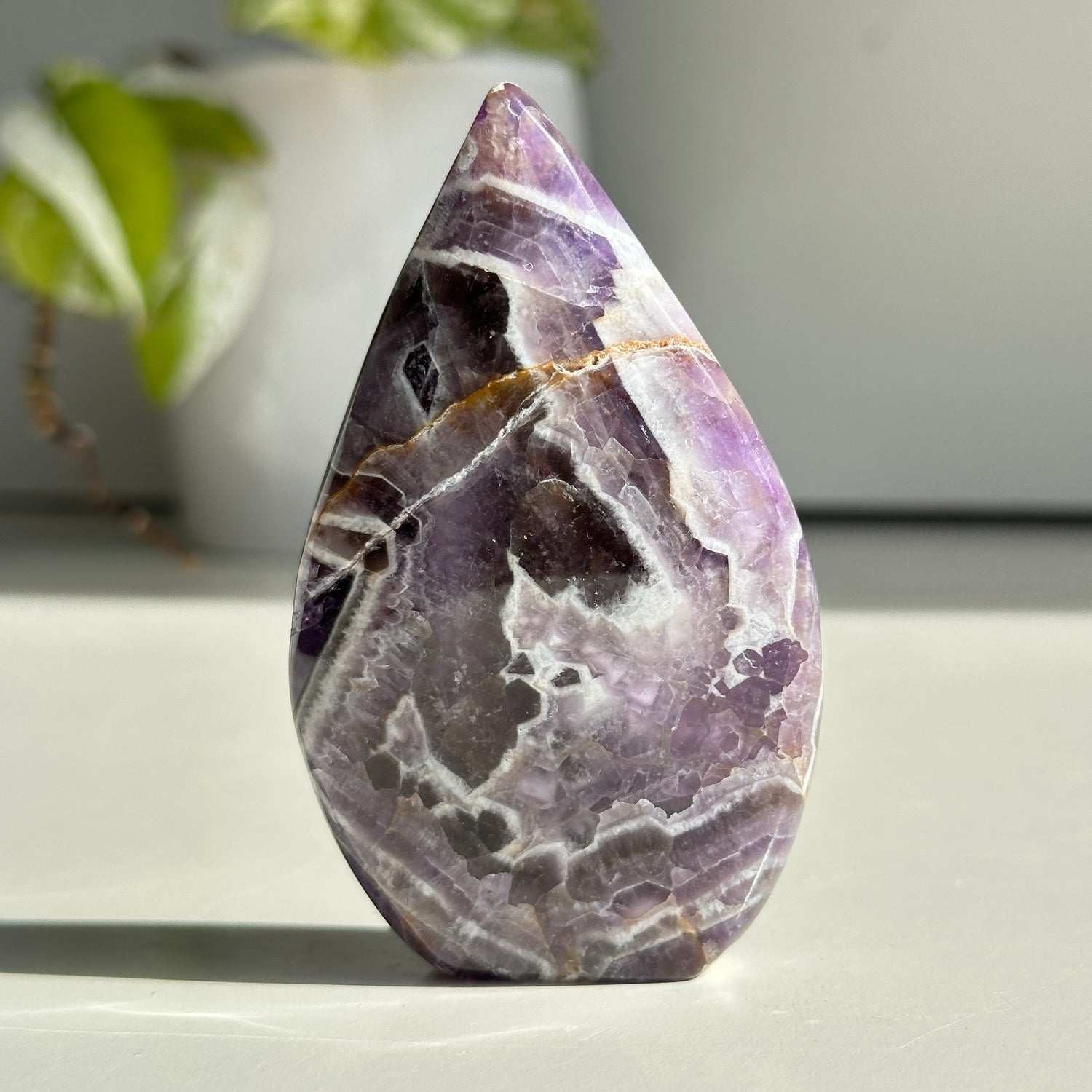 Chevron Amethyst Flame 9.1cm