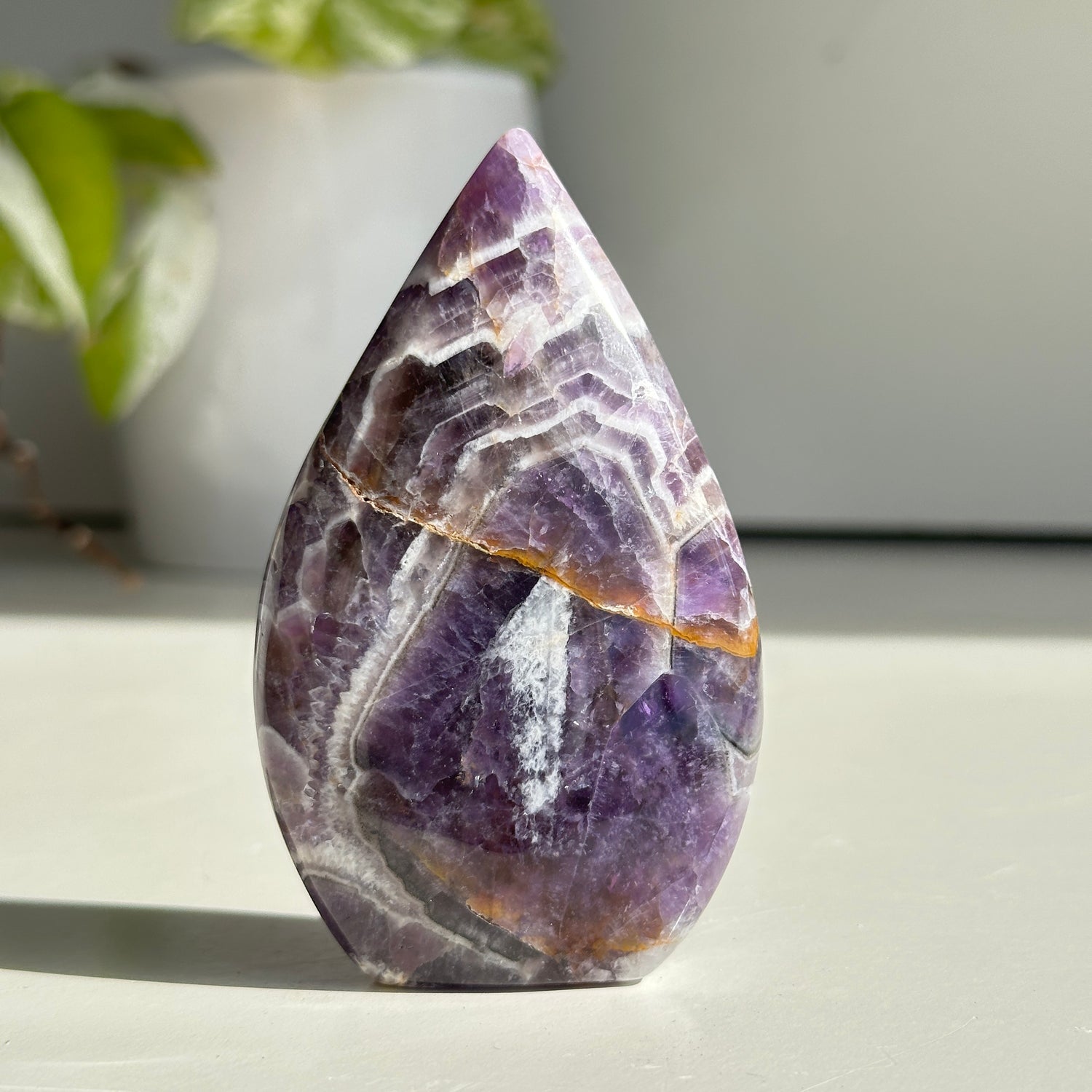 Chevron Amethyst Flame 9.1cm