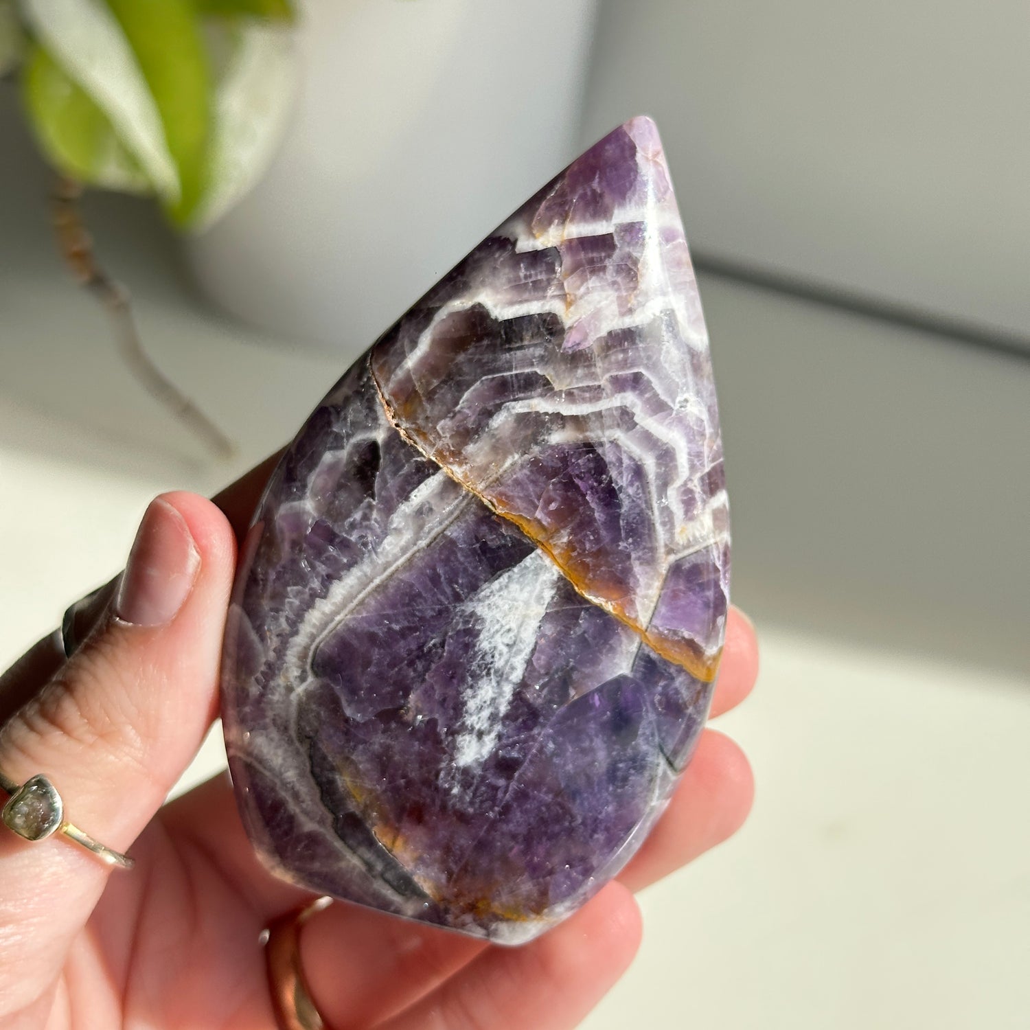 Chevron Amethyst Flame 9.1cm