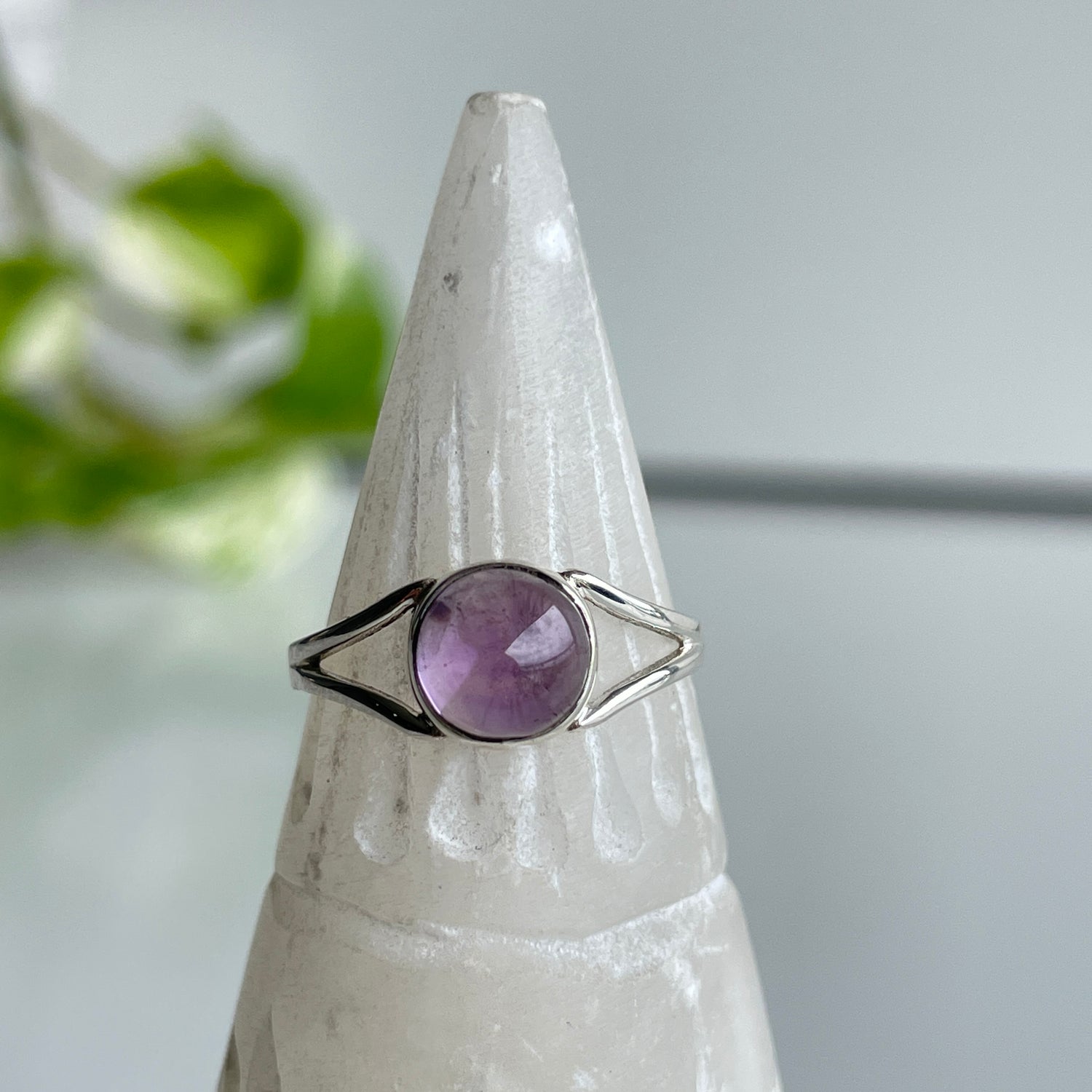 Amethyst Round Ring Sz6.5