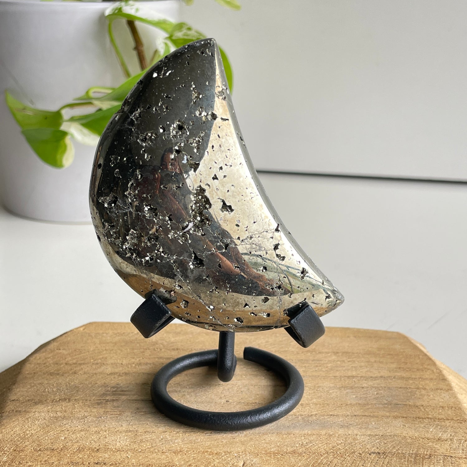 Pyrite Moon In Stand