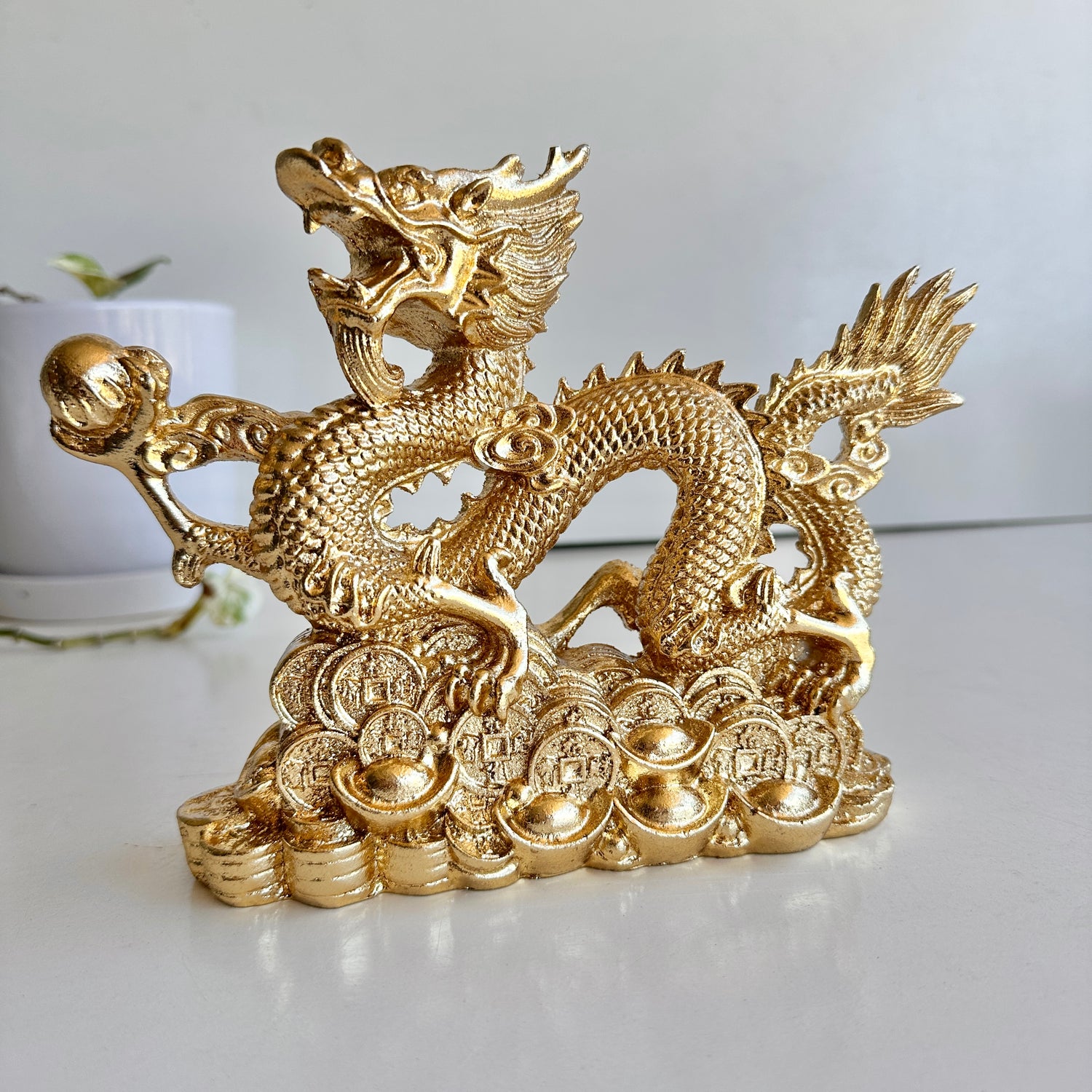 Gold Money Dragon 19cm BUDDRAGT