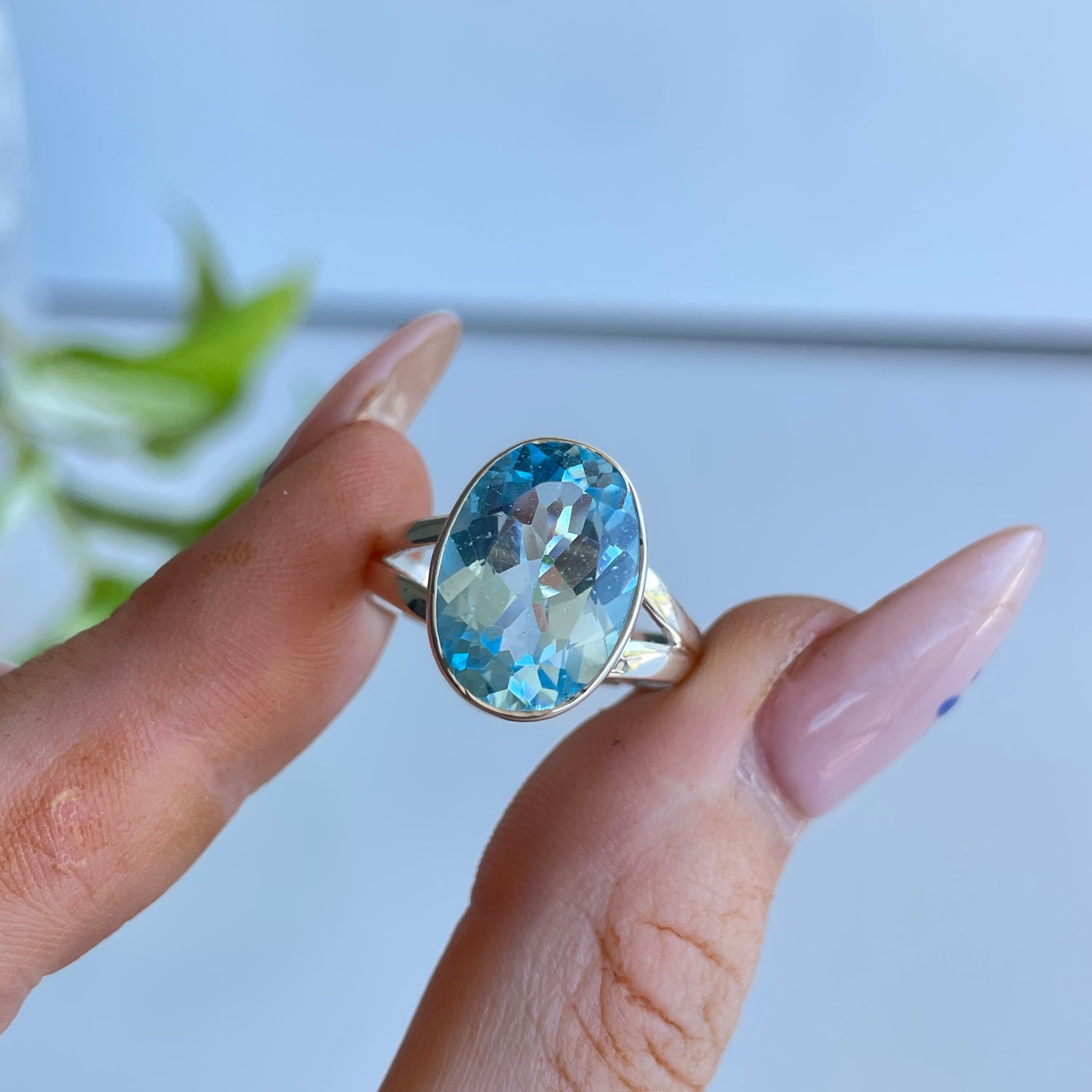 Blue Topaz Oval Ring Sz8
