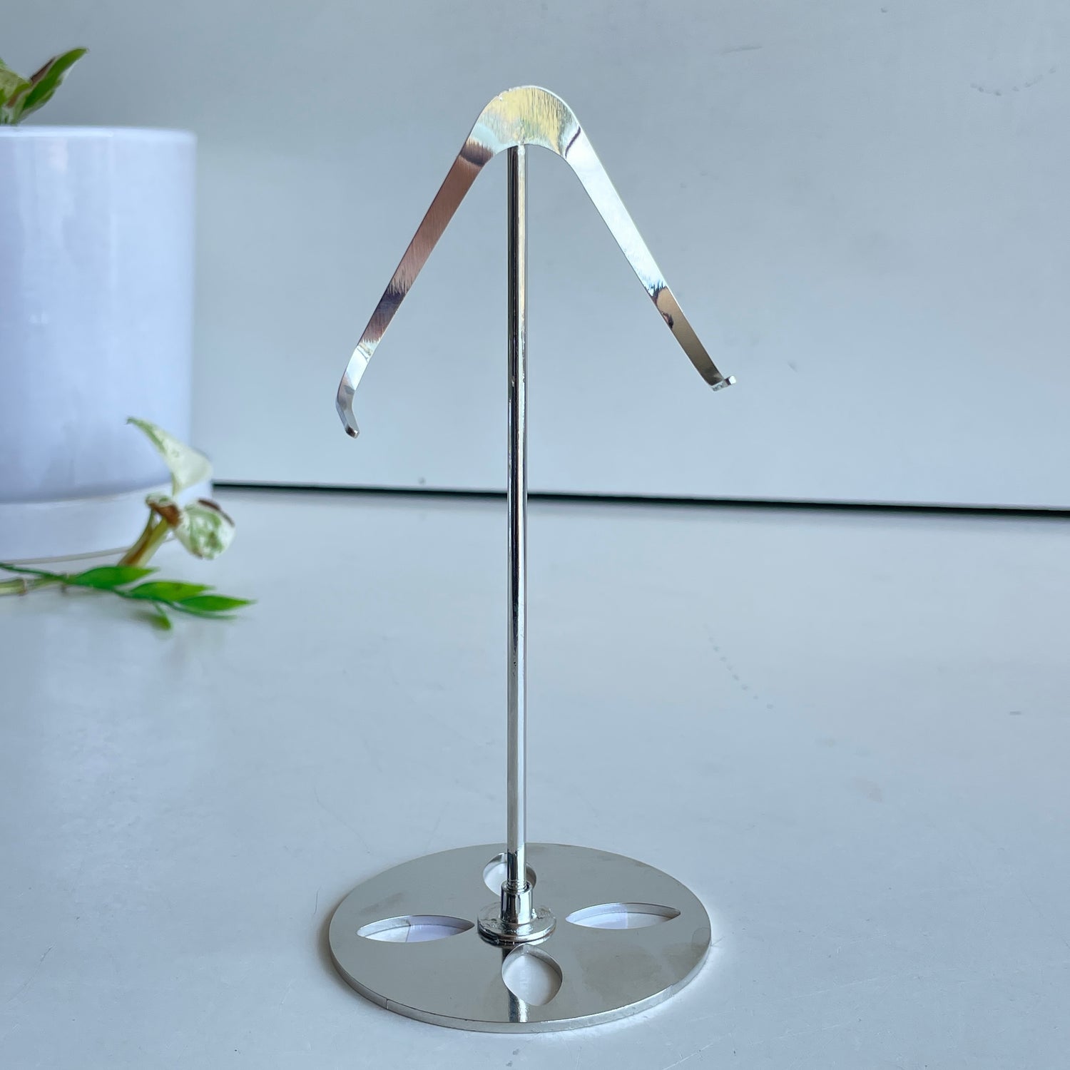 Silver Metal Crystal Stand