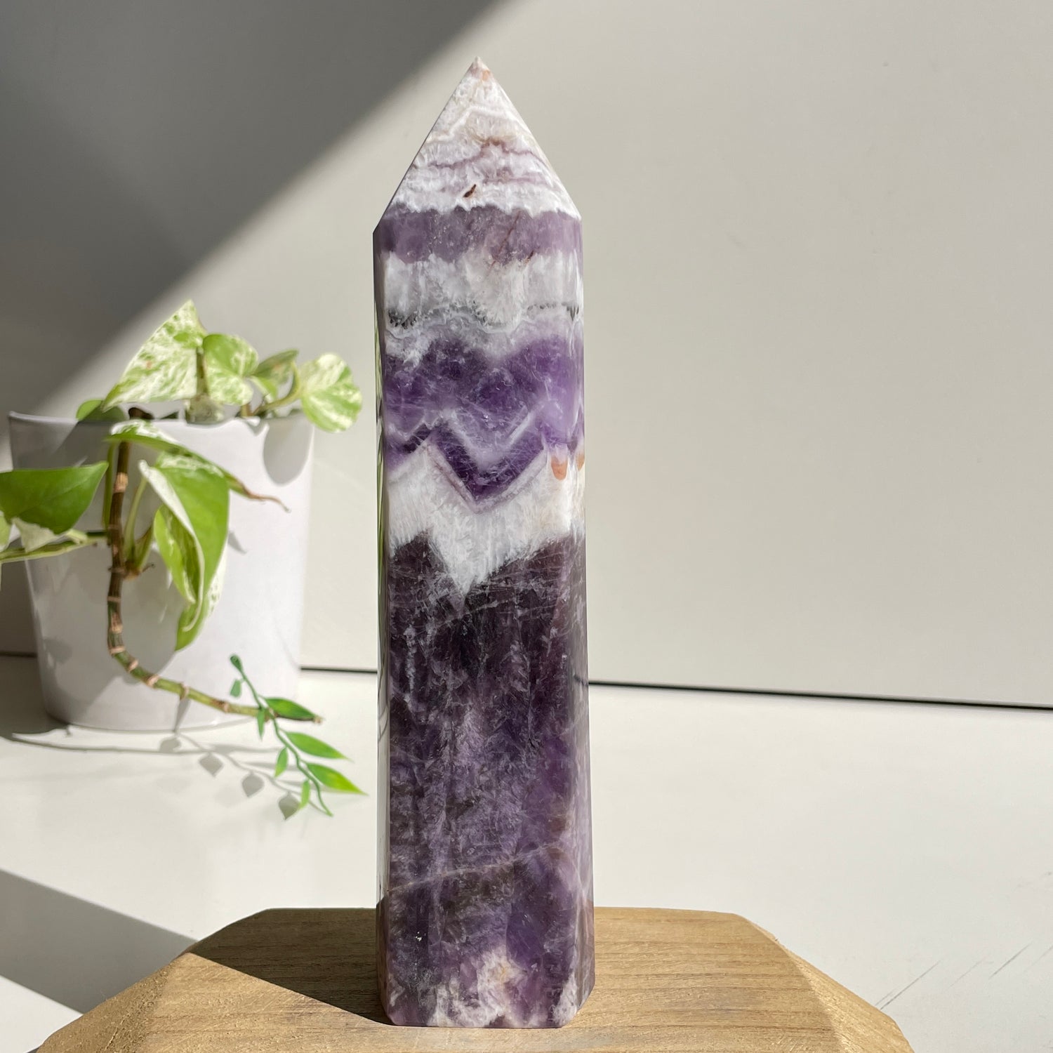 Chevron Amethyst Generator 21.2cm