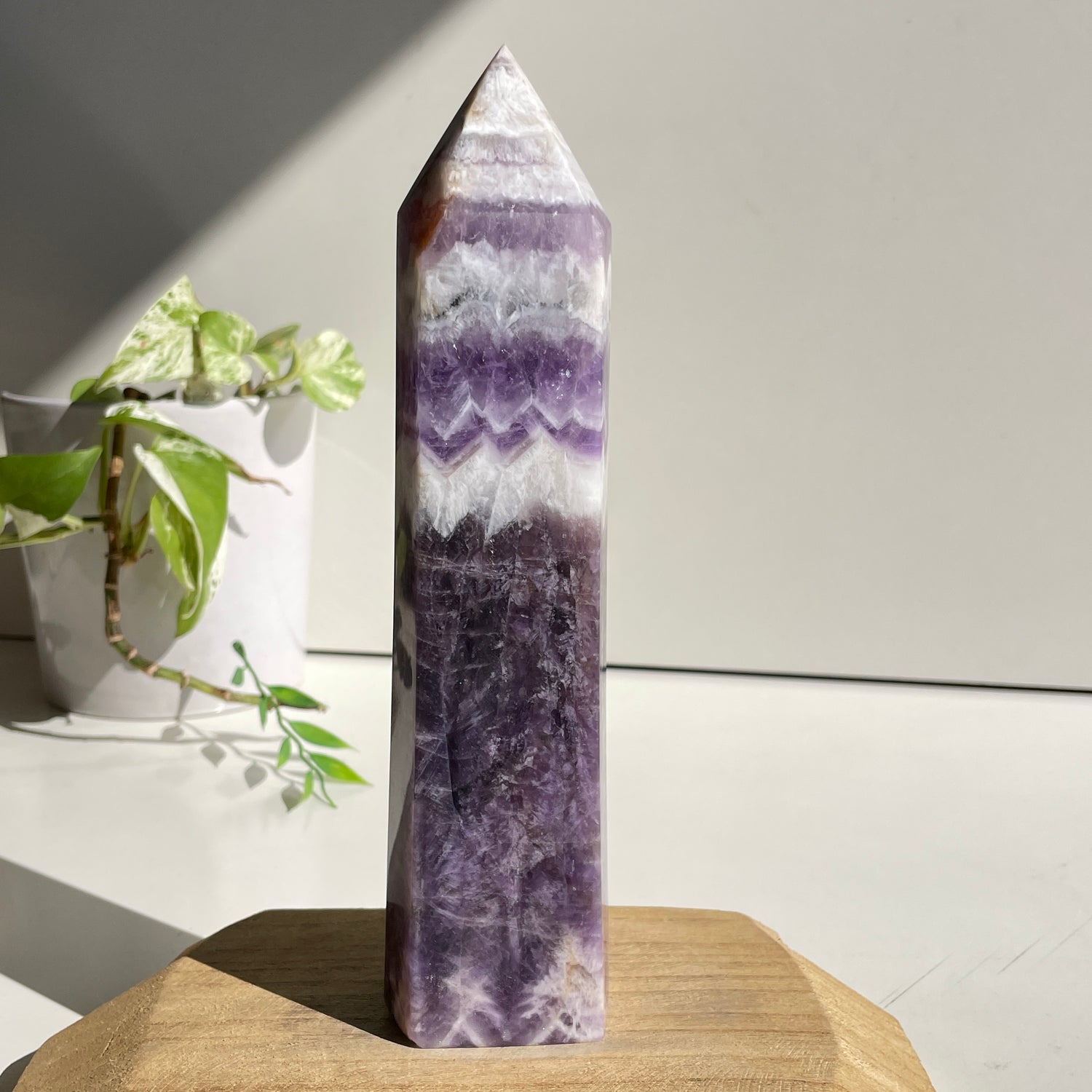 Chevron Amethyst Generator 21.2cm