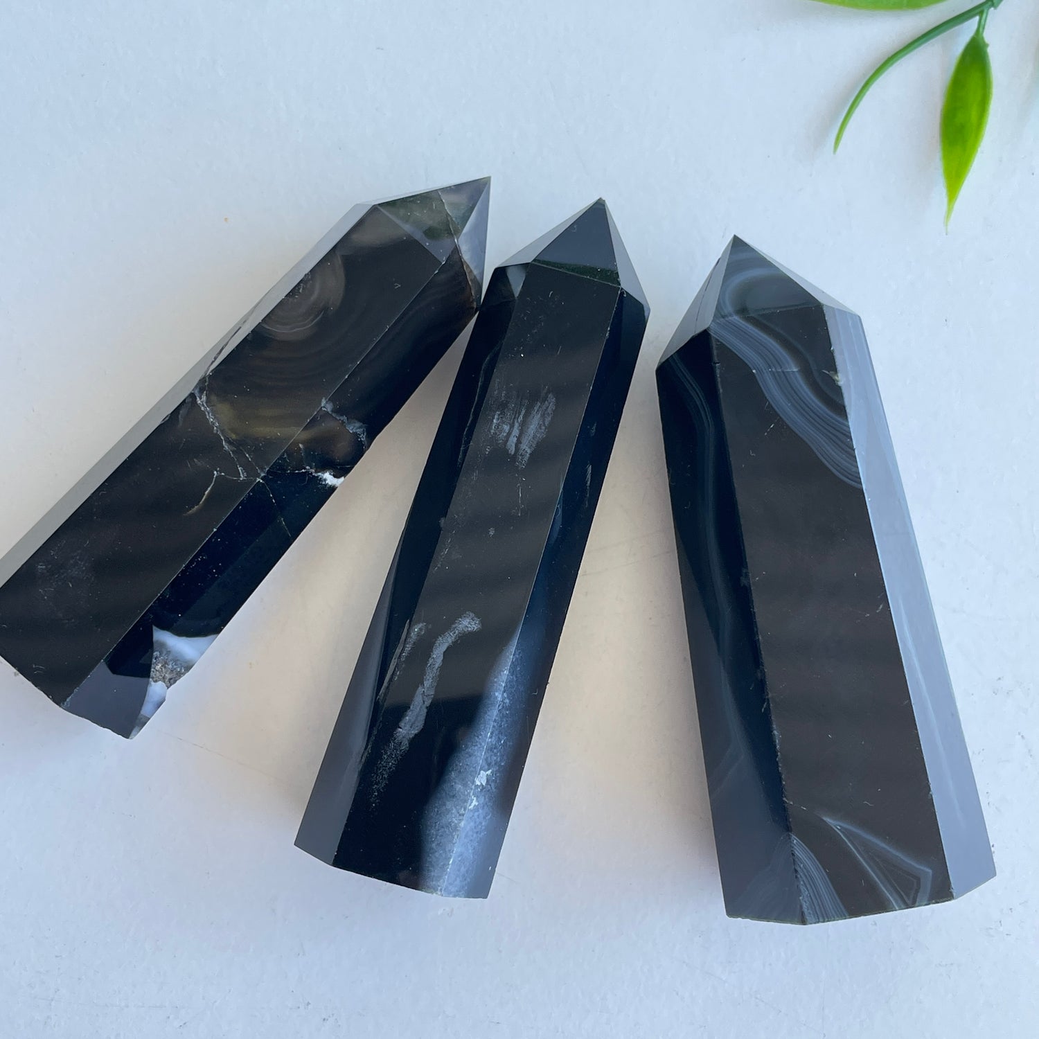 Black Agate Generator Medium Assorted