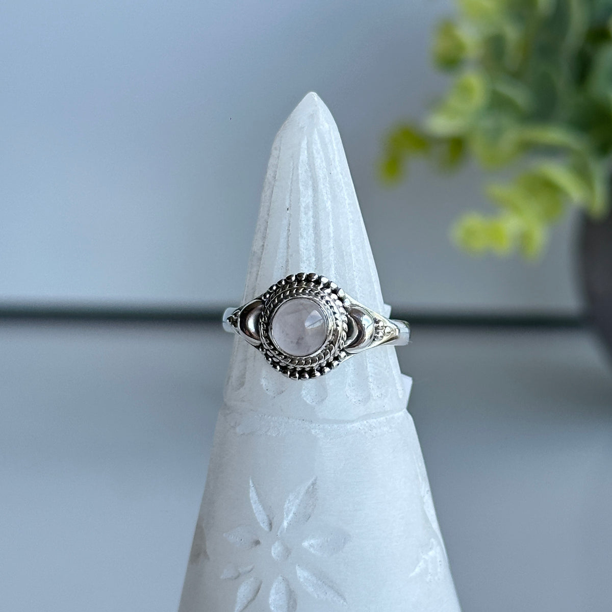 Rose Quartz Round Ring Sz8
