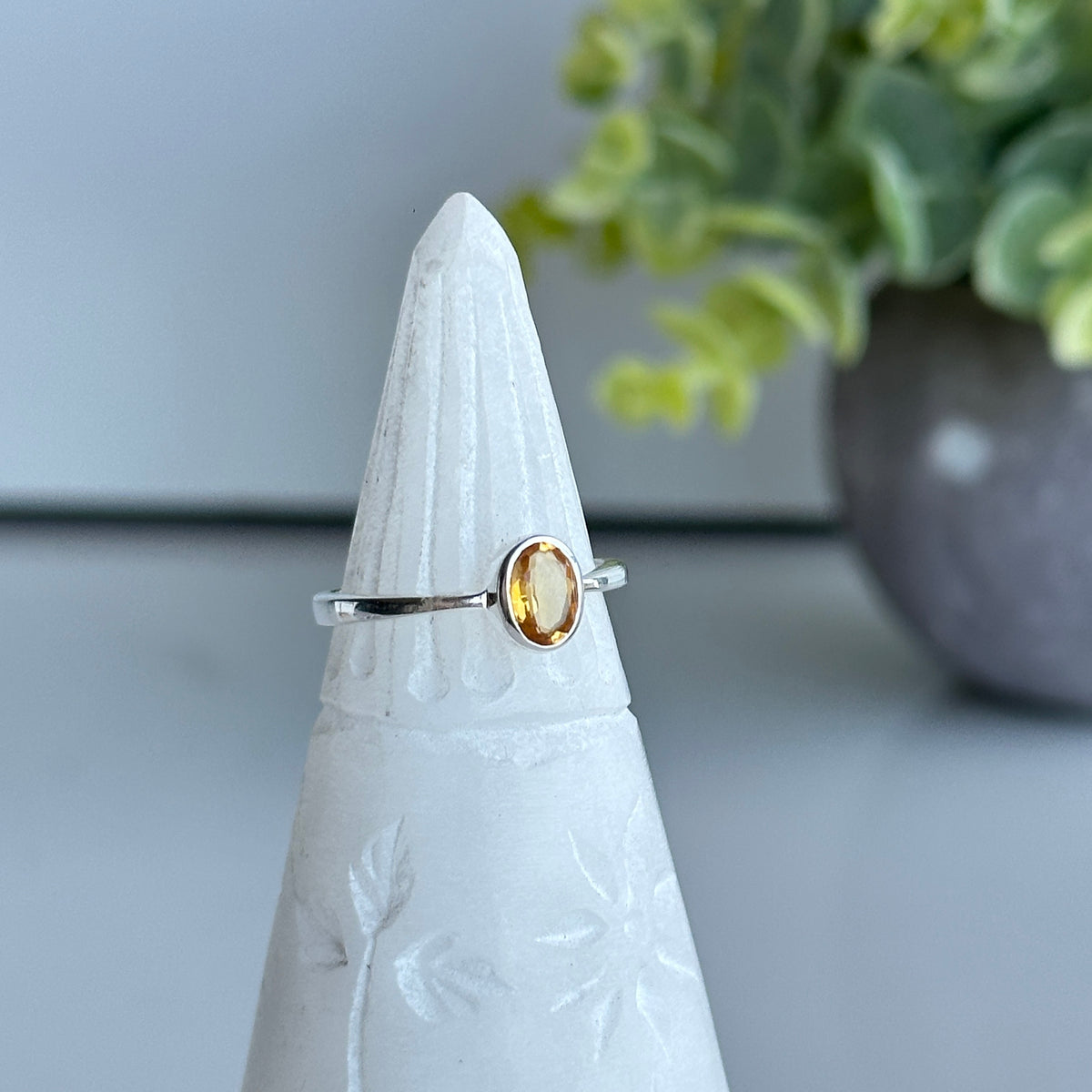 Citrine Oval Ring Sz8