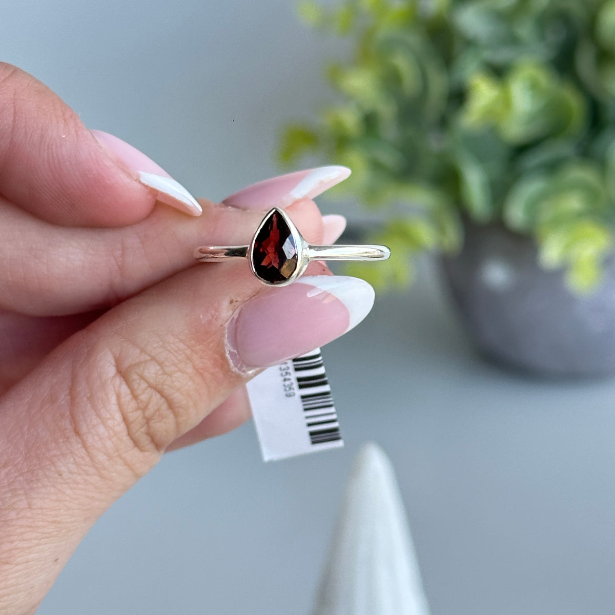 Garnet Teardrop Ring Sz9