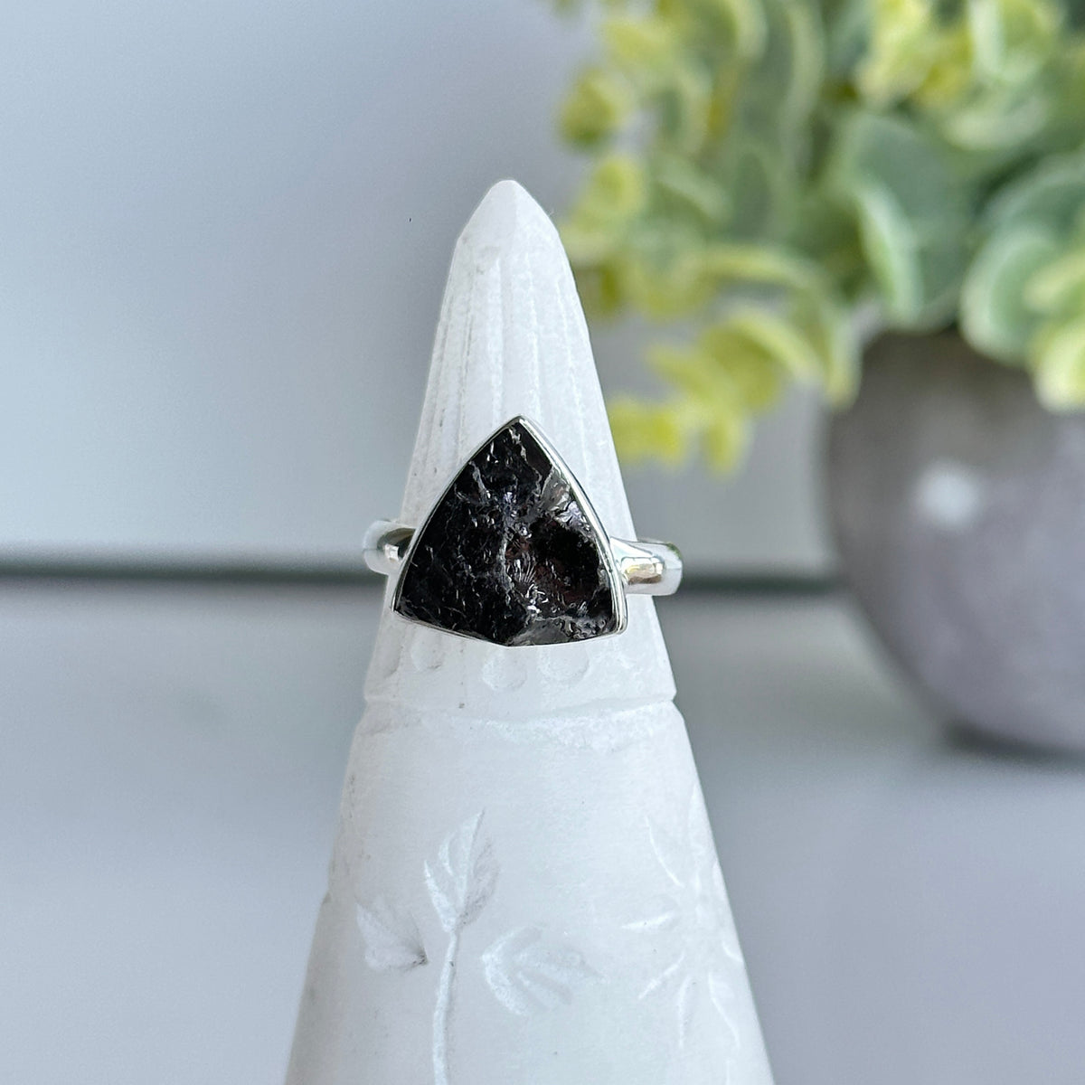 Shungite Triangle Ring Sz8