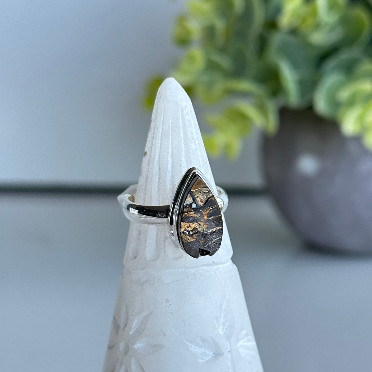 Shungite Teardrop Ring Sz6