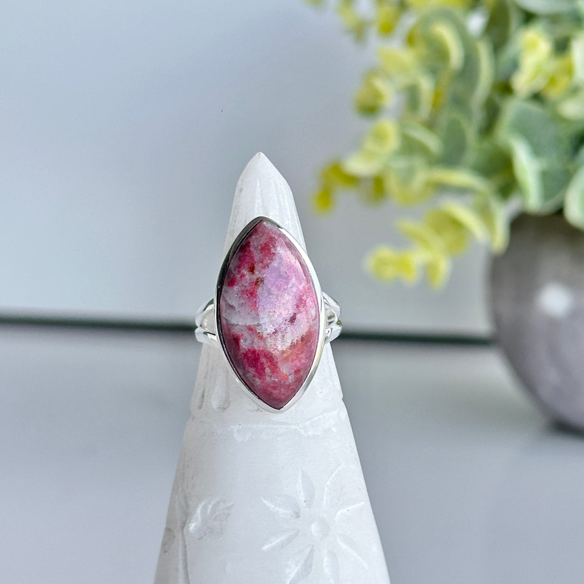 Thulite Marquise Ring Sz7