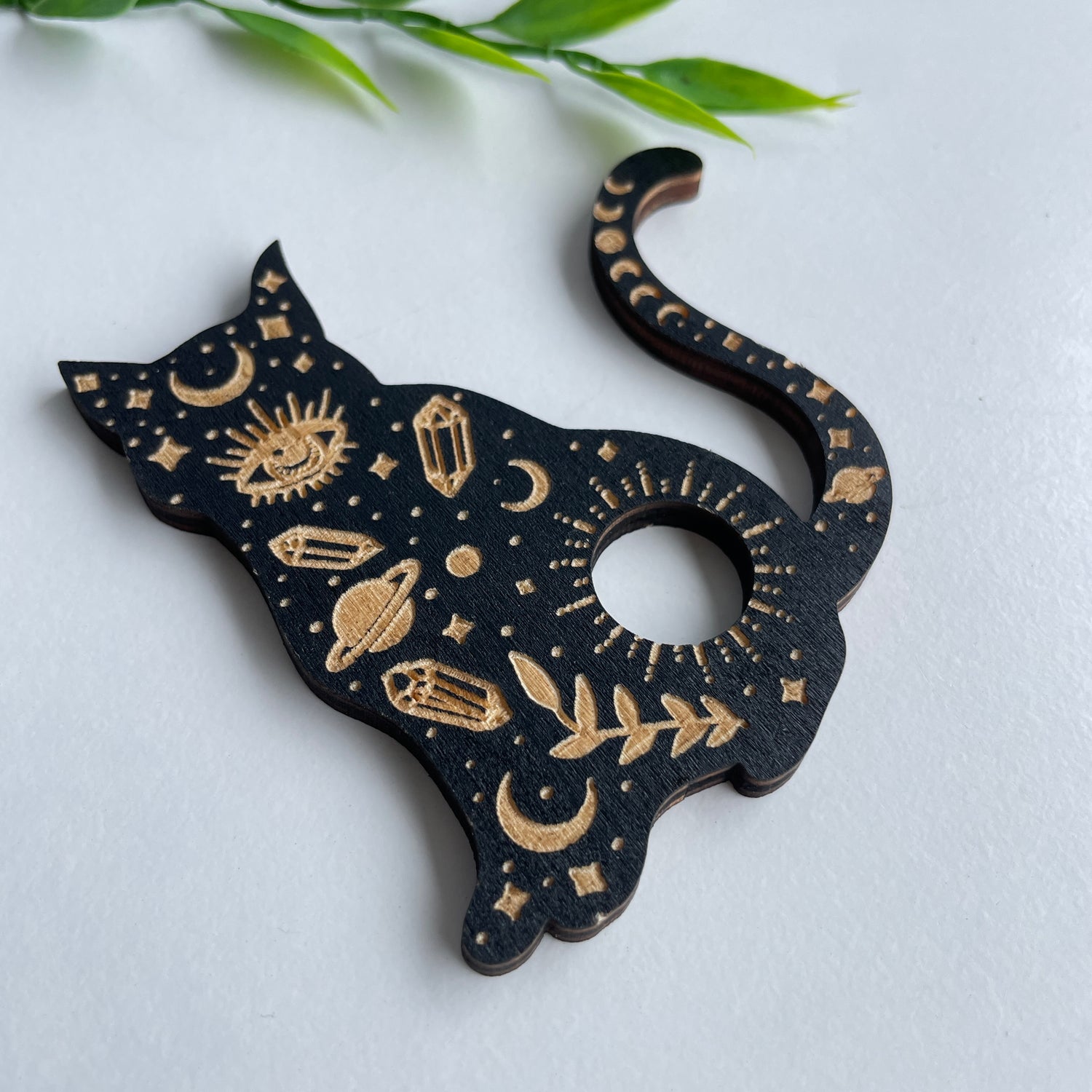 Cat Sphere Holder