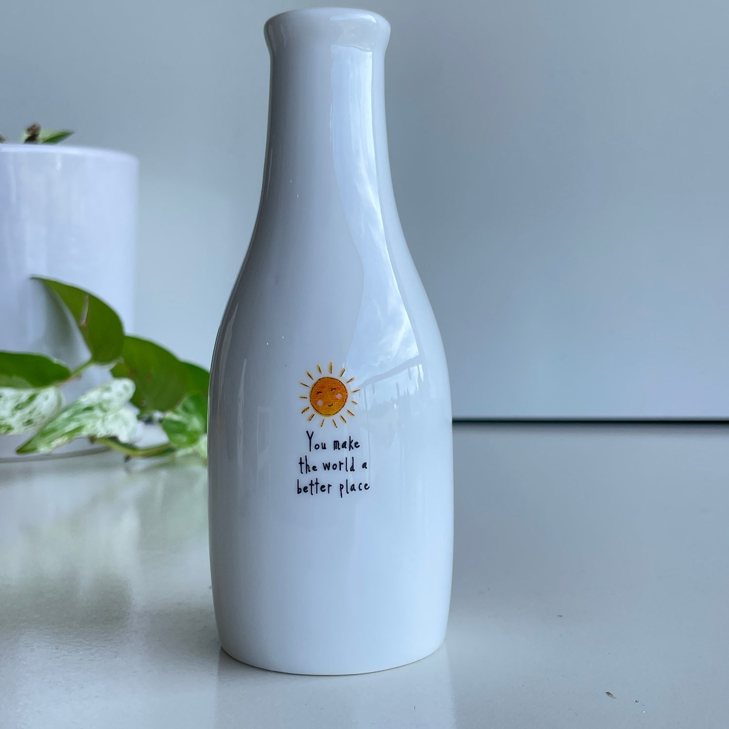 Sun You Make The World Vase00028