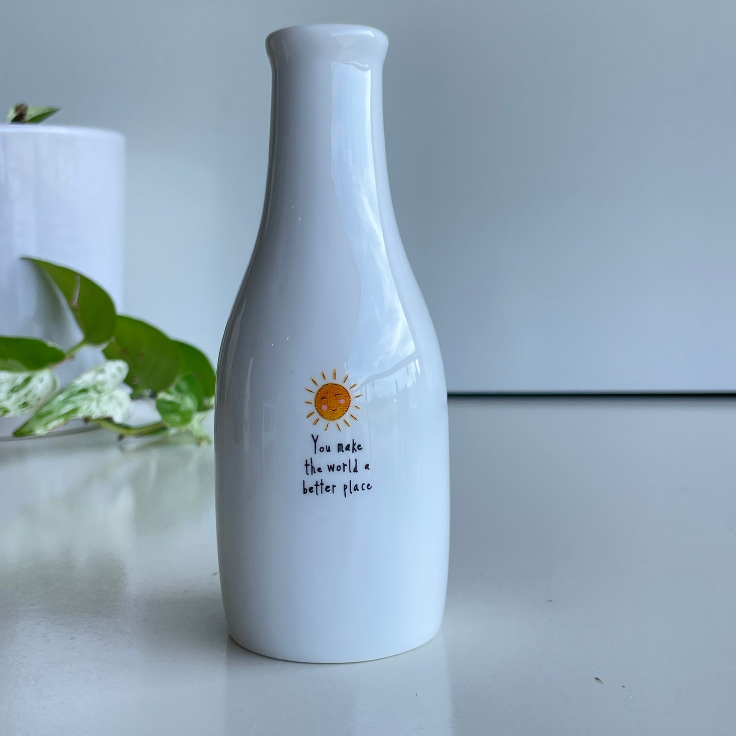 Sun You Make The World Vase00028