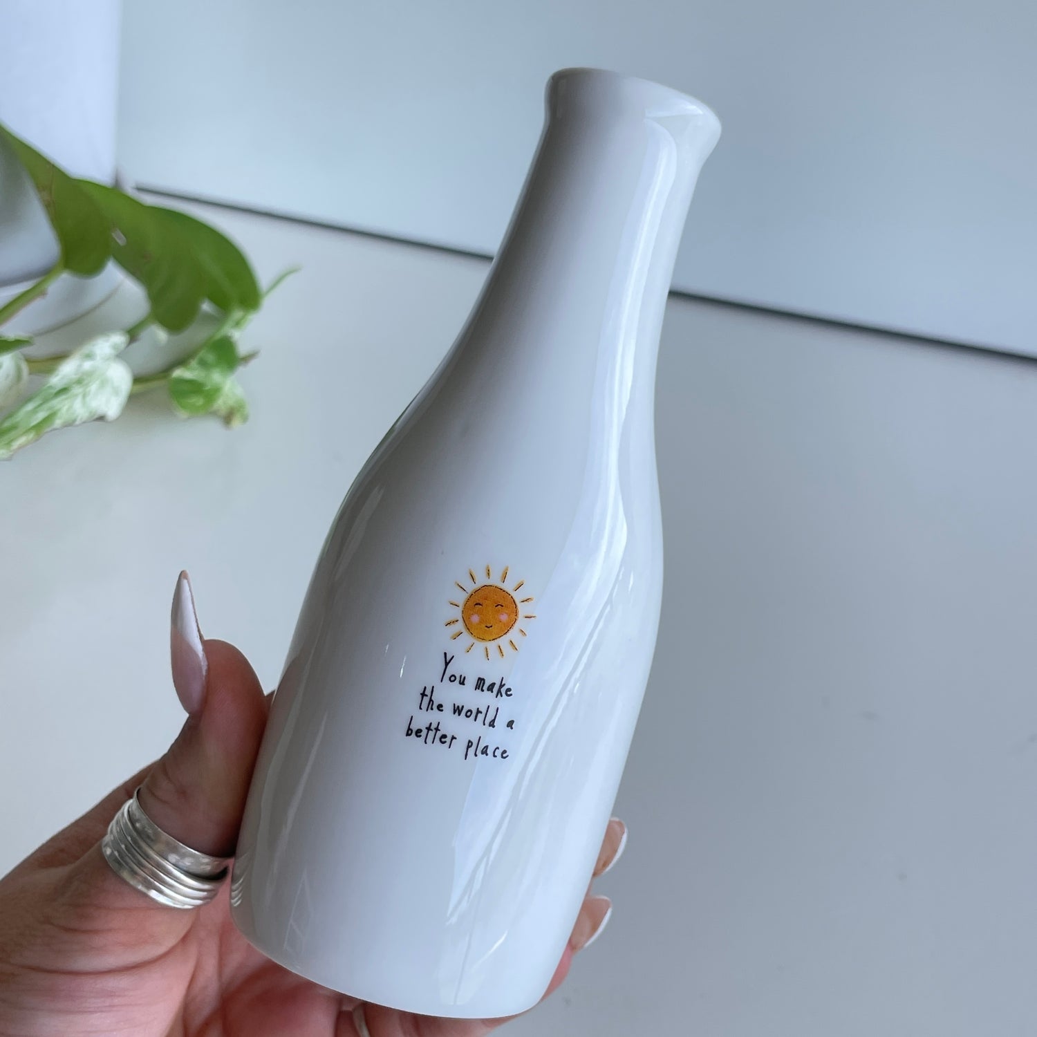 Sun You Make The World Vase00028