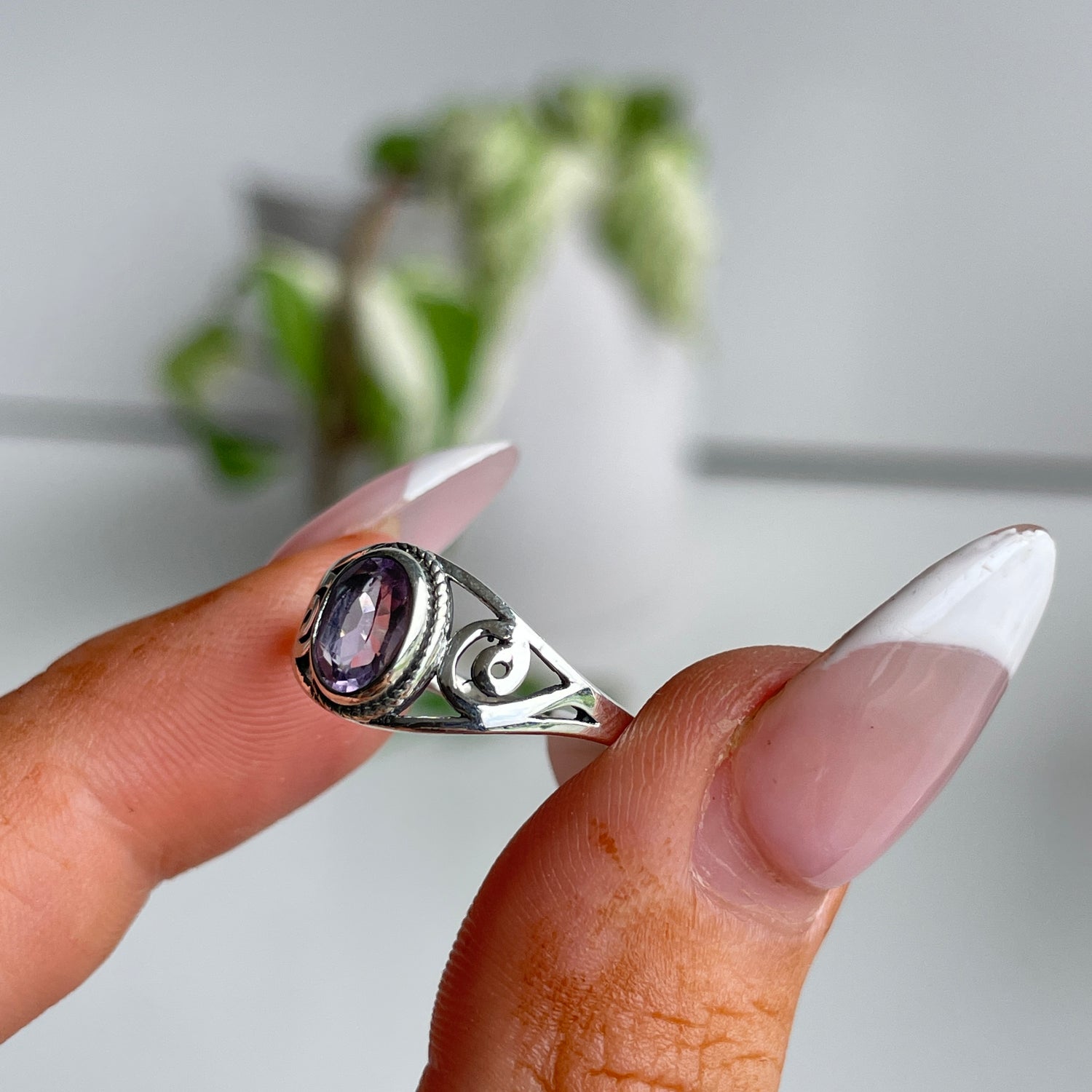 Amethyst Oval Ring