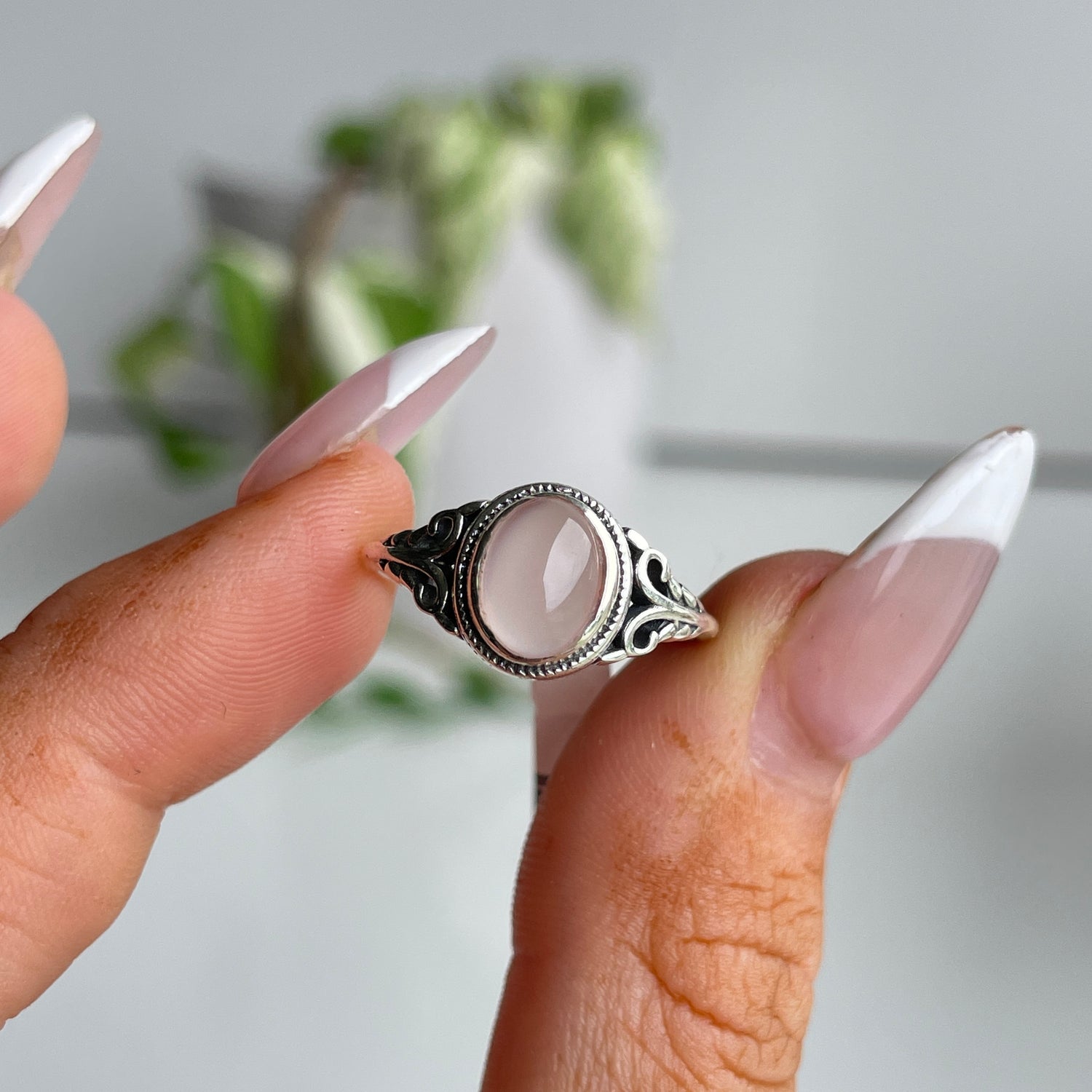 Rose Quartz Oval Ring