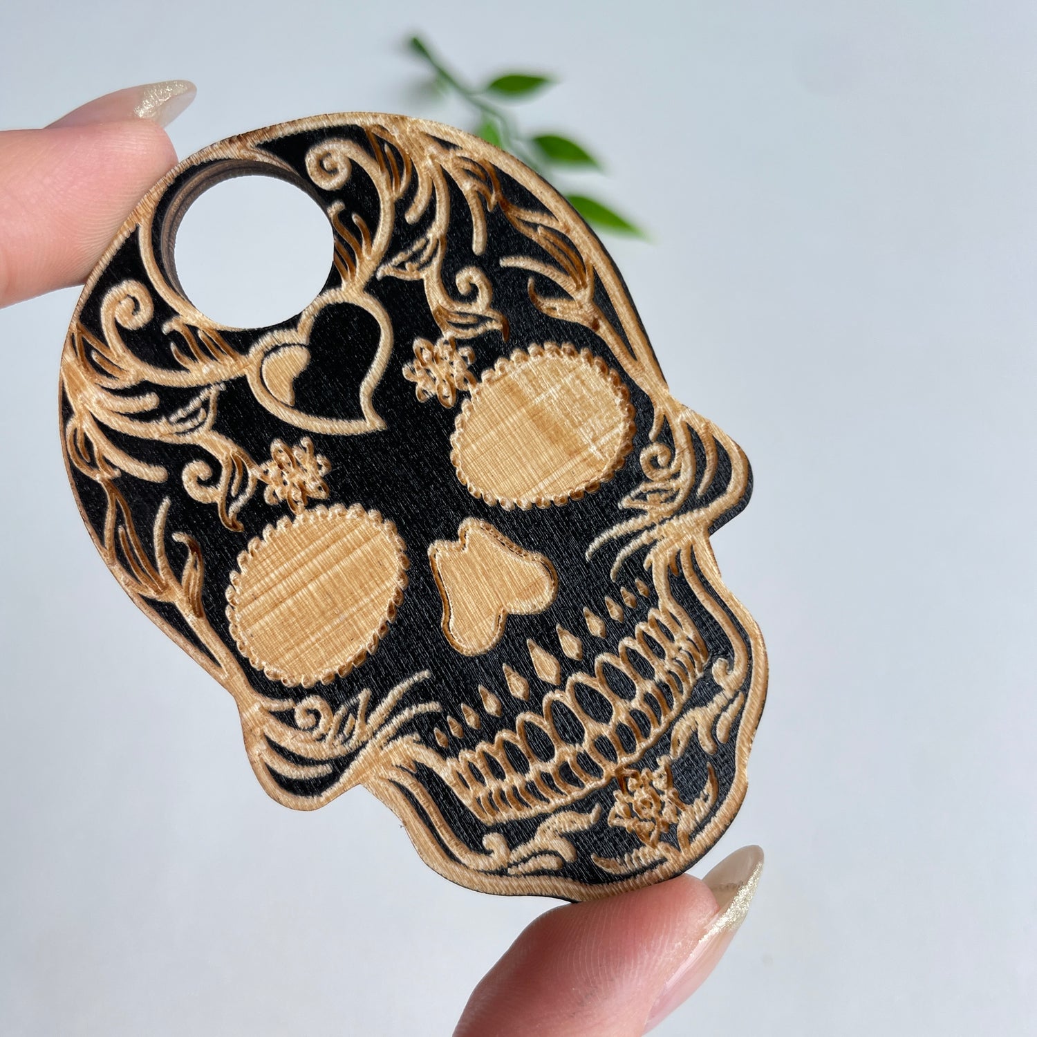 Skull Sphere Holder