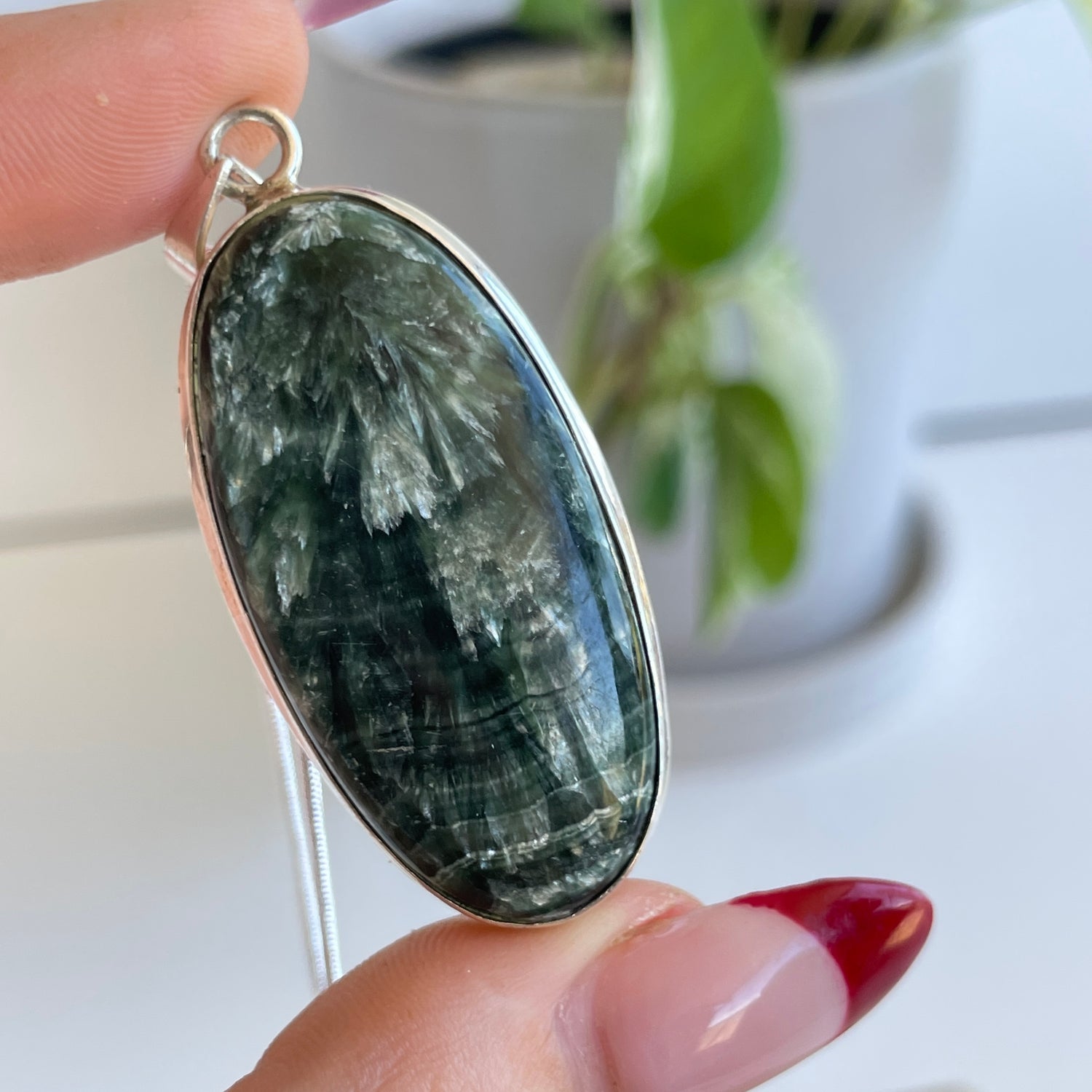 Seraphinite Oval Pendant