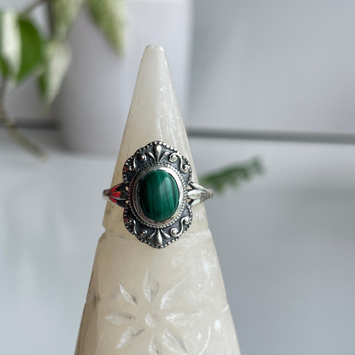 Malachite Oval Ring