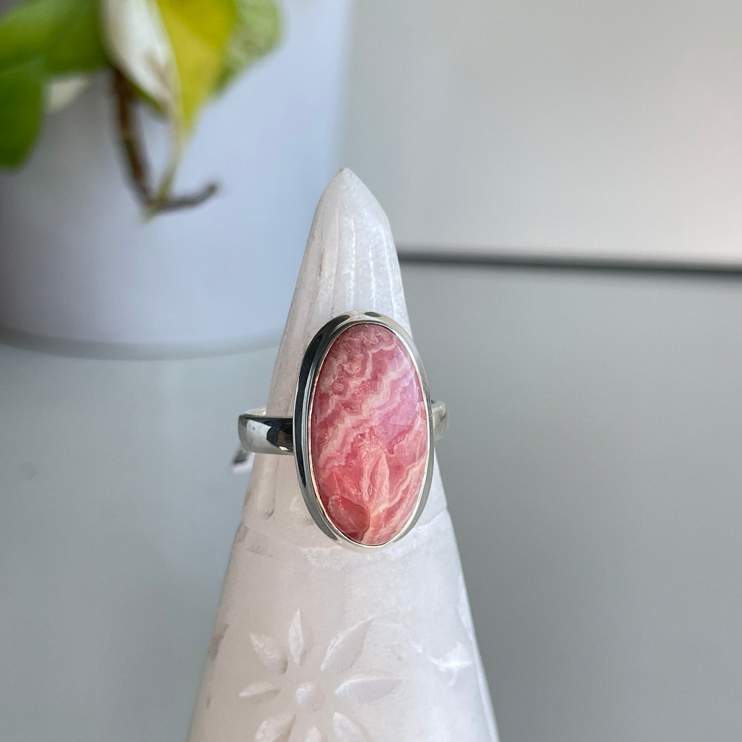 Rhodochrosite Oval Ring Sz8